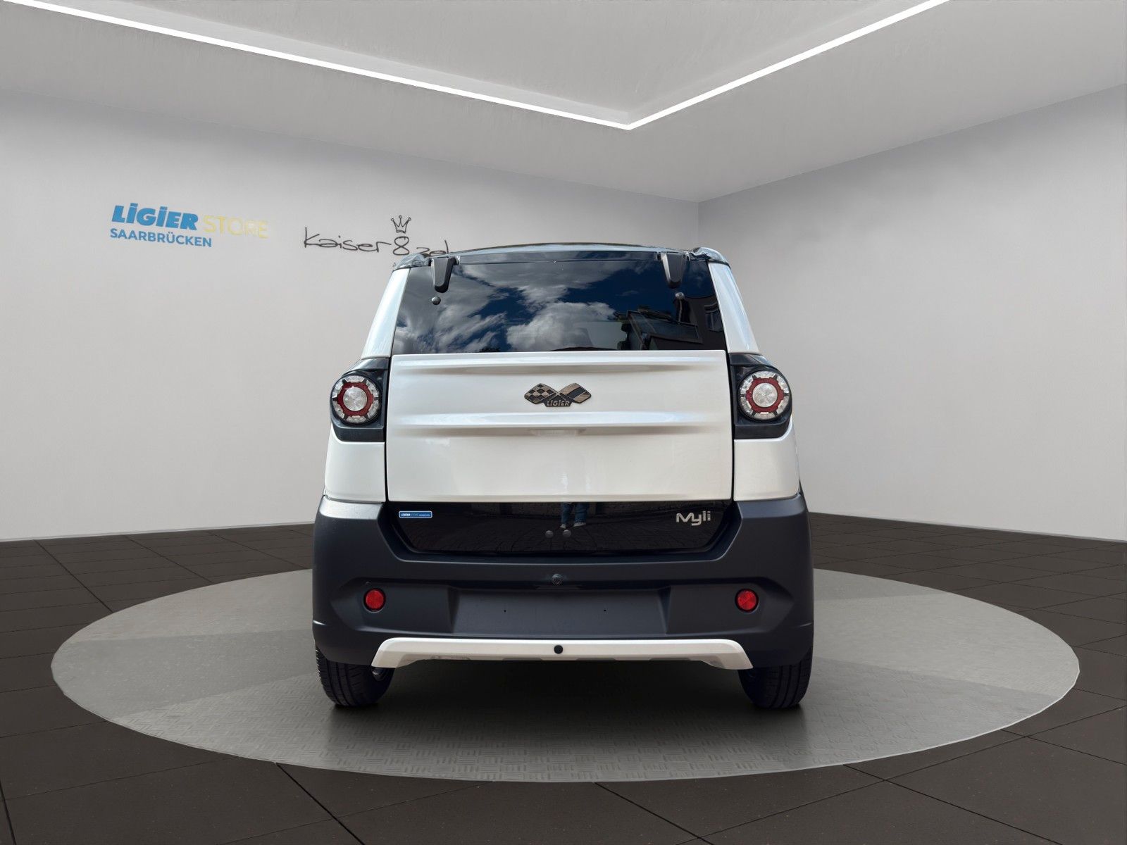 Fahrzeugabbildung Ligier MyLi D R.EBEL E5 *Servo* *CarPlay*
