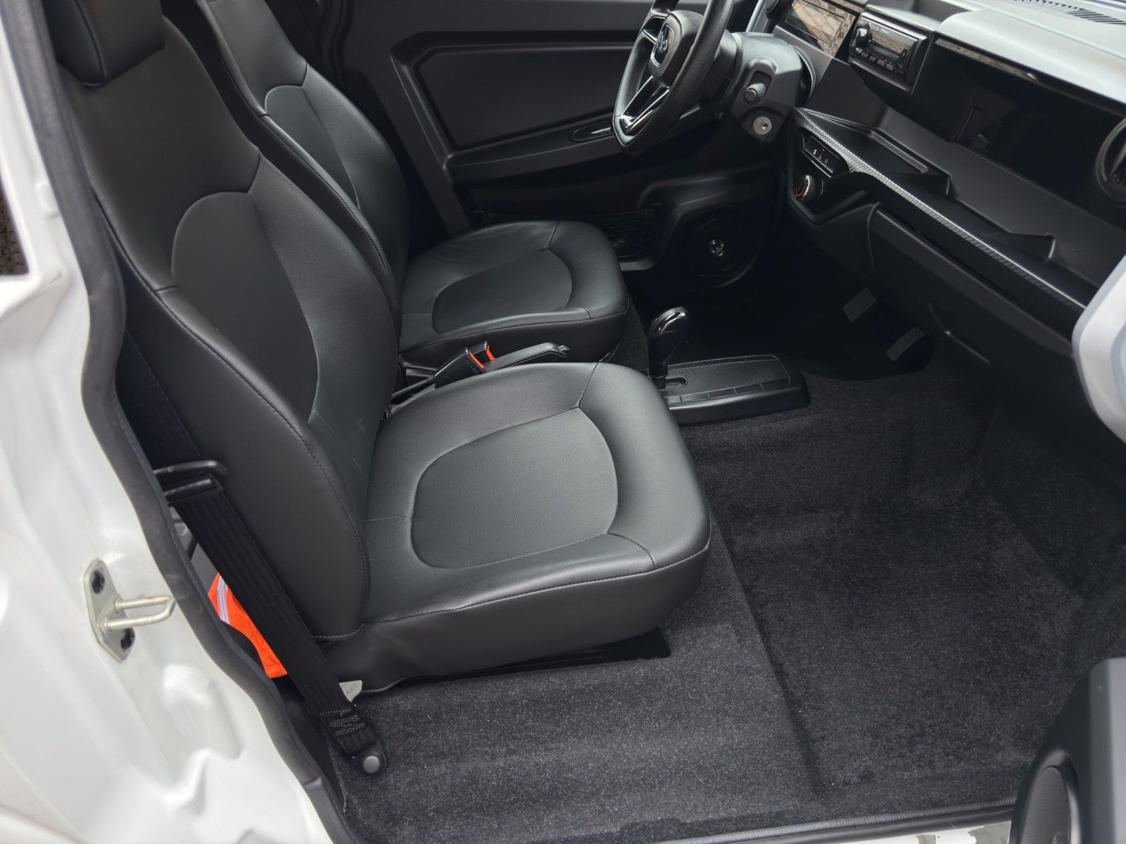 Fahrzeugabbildung Ligier MyLi D I.DEAL E5 *Bluetooth*