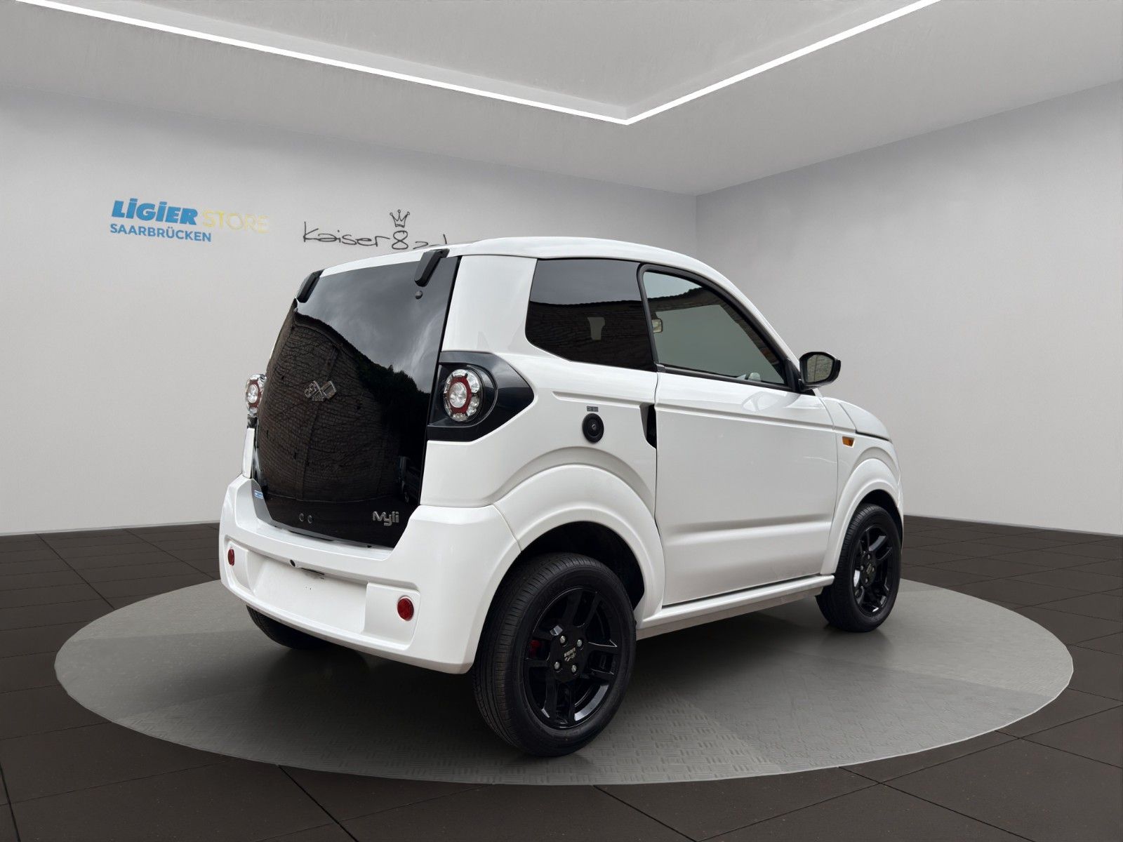 Fahrzeugabbildung Ligier MyLi D I.DEAL E5 *Bluetooth*