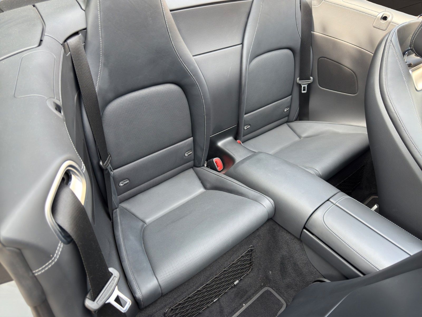 Fahrzeugabbildung Mercedes-Benz SL 63 AMG 4 Matic +
