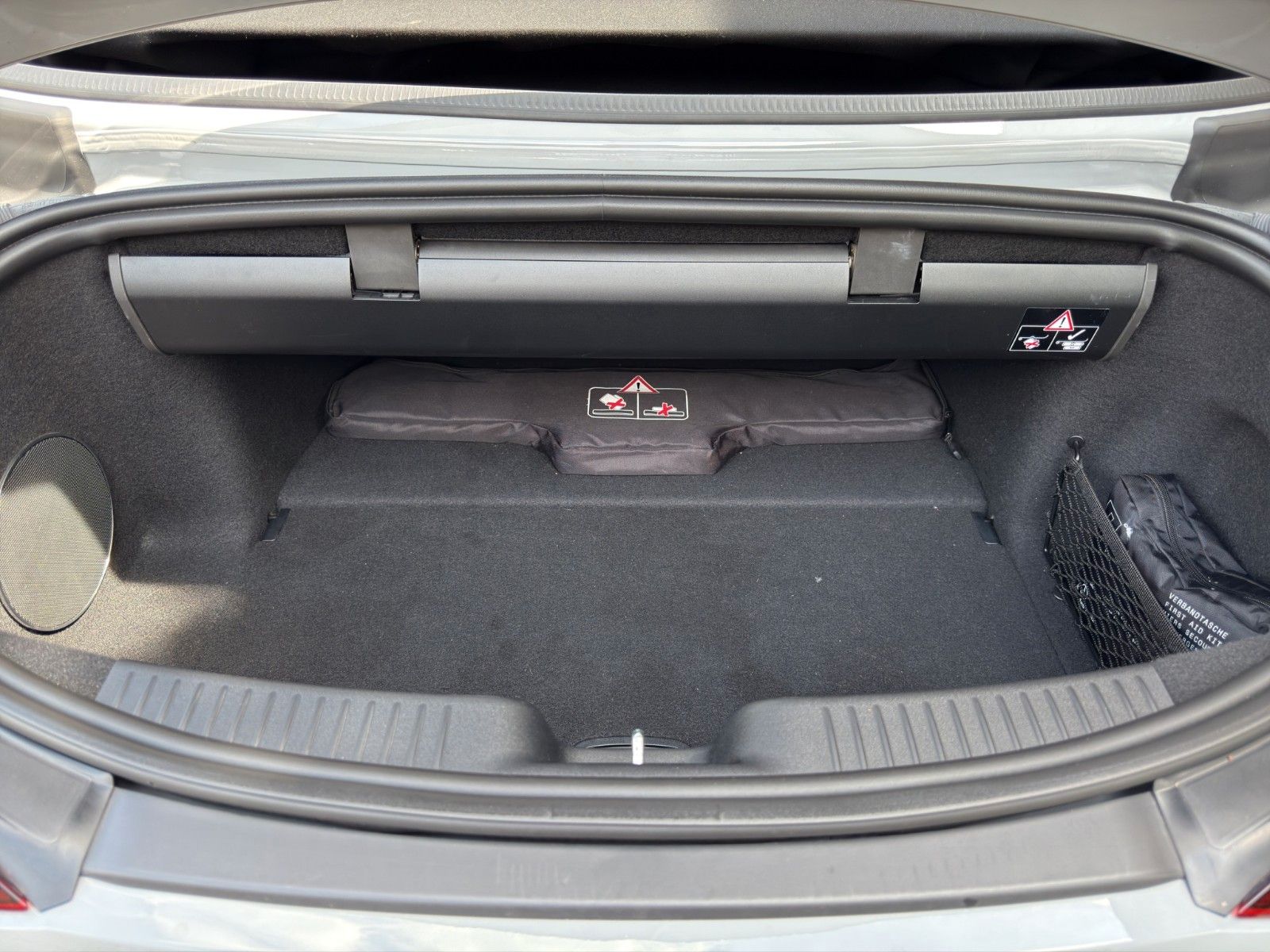 Fahrzeugabbildung Mercedes-Benz SL 63 AMG 4 Matic +