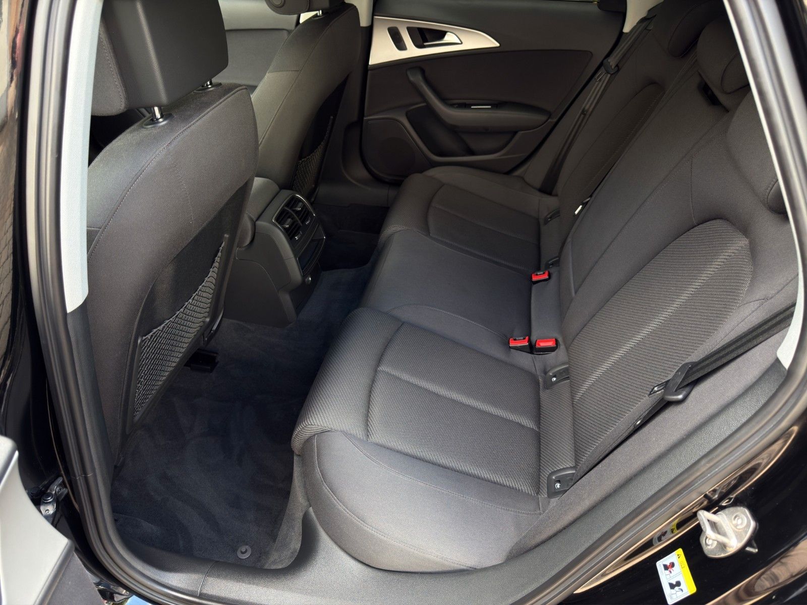 Fahrzeugabbildung Audi A6 2.0 TFSI S tronic quattro Avant *1.Hand*