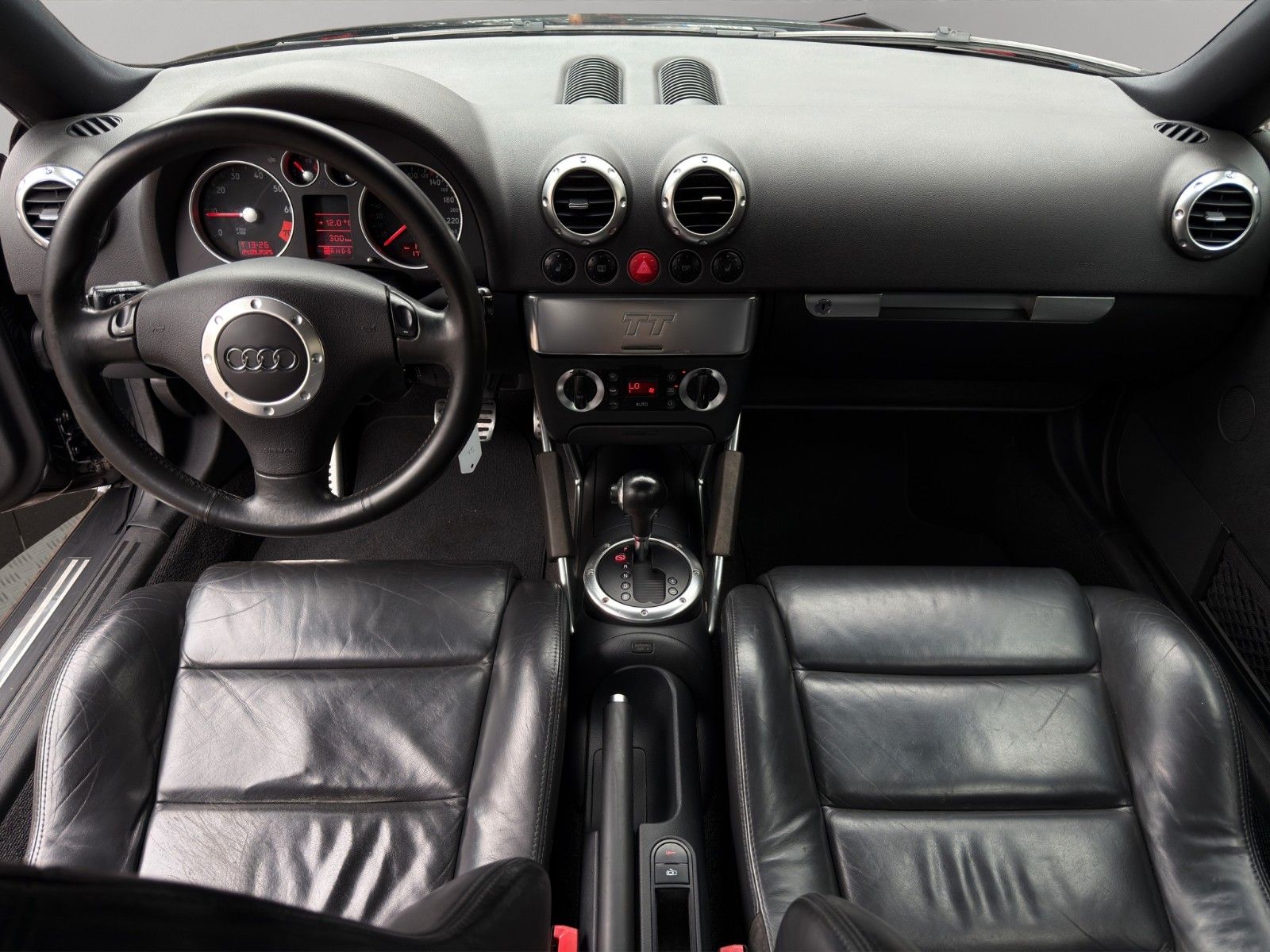 Fahrzeugabbildung Audi TT Coupe 1.8 T *2. Hand* *Automatik*