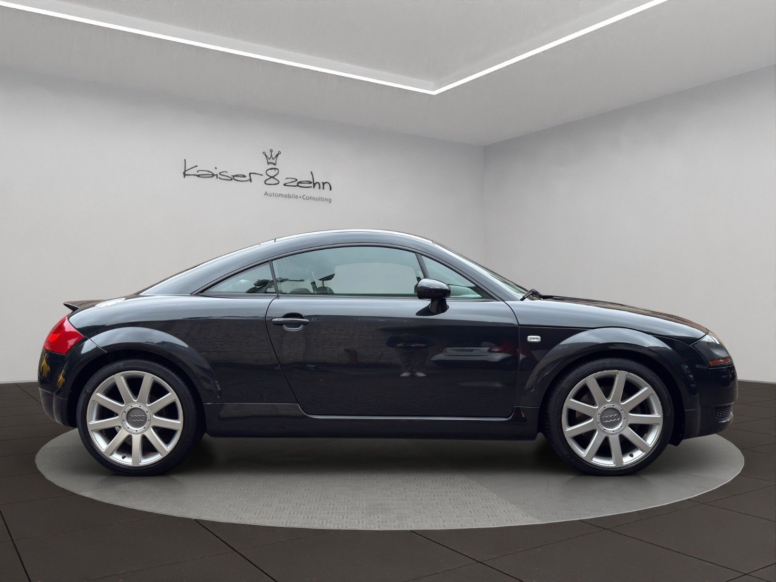 Fahrzeugabbildung Audi TT Coupe 1.8 T *2. Hand* *Automatik*