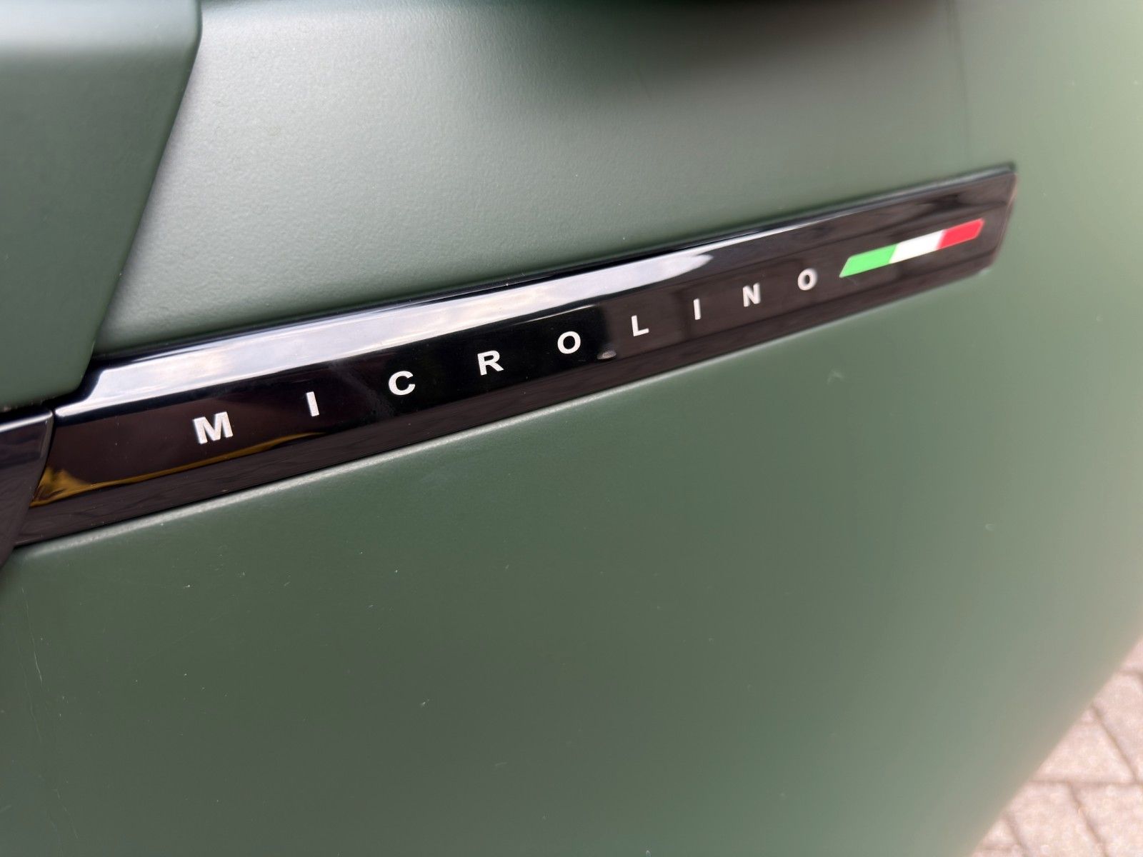 Fahrzeugabbildung Microlino London Grün Matt *Premium*L7*MJ 2024*Faltdach*
