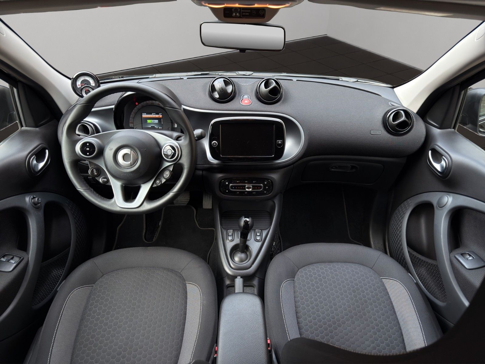 Fahrzeugabbildung Smart ForFour EQ Passion *Faltdach*Rückfahrkamera*