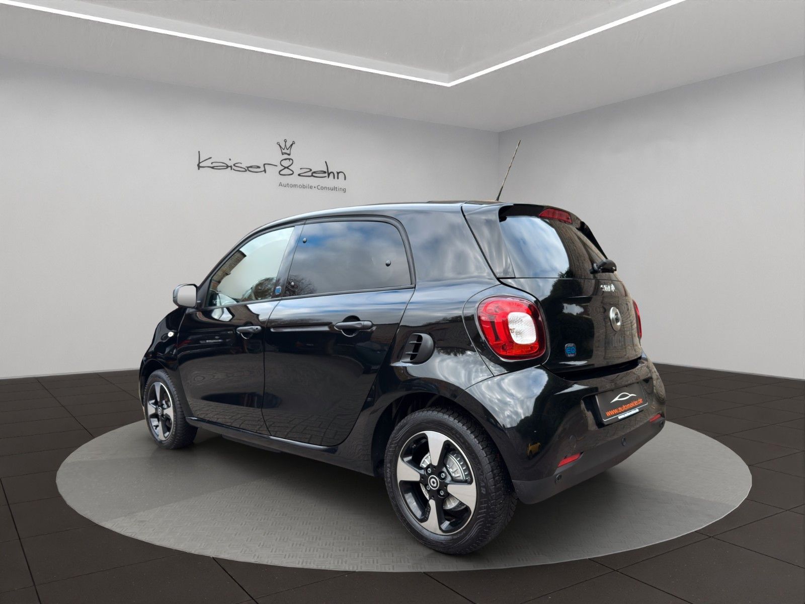Fahrzeugabbildung Smart ForFour EQ Passion *Faltdach*Rückfahrkamera*