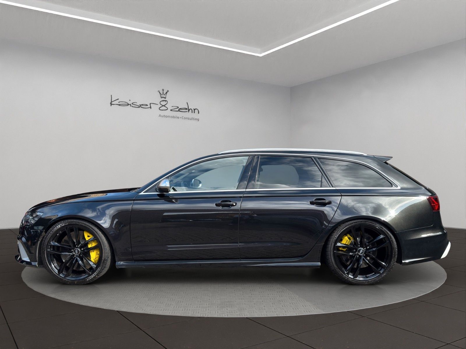 Fahrzeugabbildung Audi RS 6 Avant 4.0 TFSI quattro *Keramikbremse*