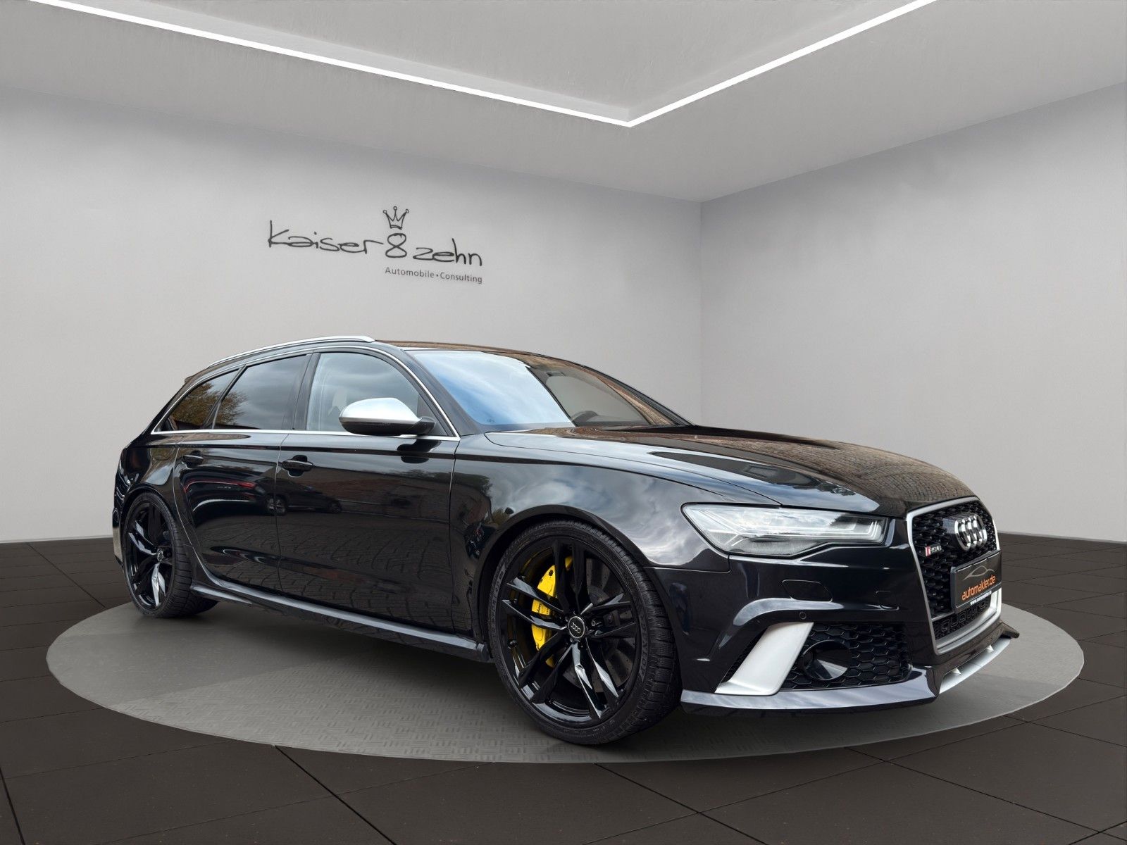 Fahrzeugabbildung Audi RS 6 Avant 4.0 TFSI quattro *Keramikbremse*
