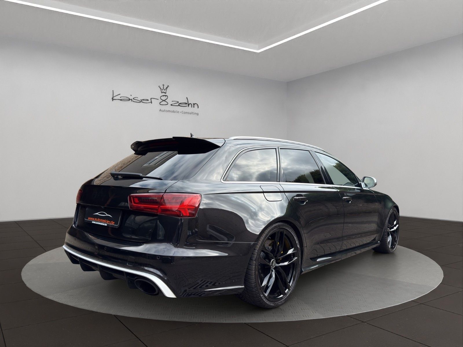 Fahrzeugabbildung Audi RS 6 Avant 4.0 TFSI quattro *Keramikbremse*