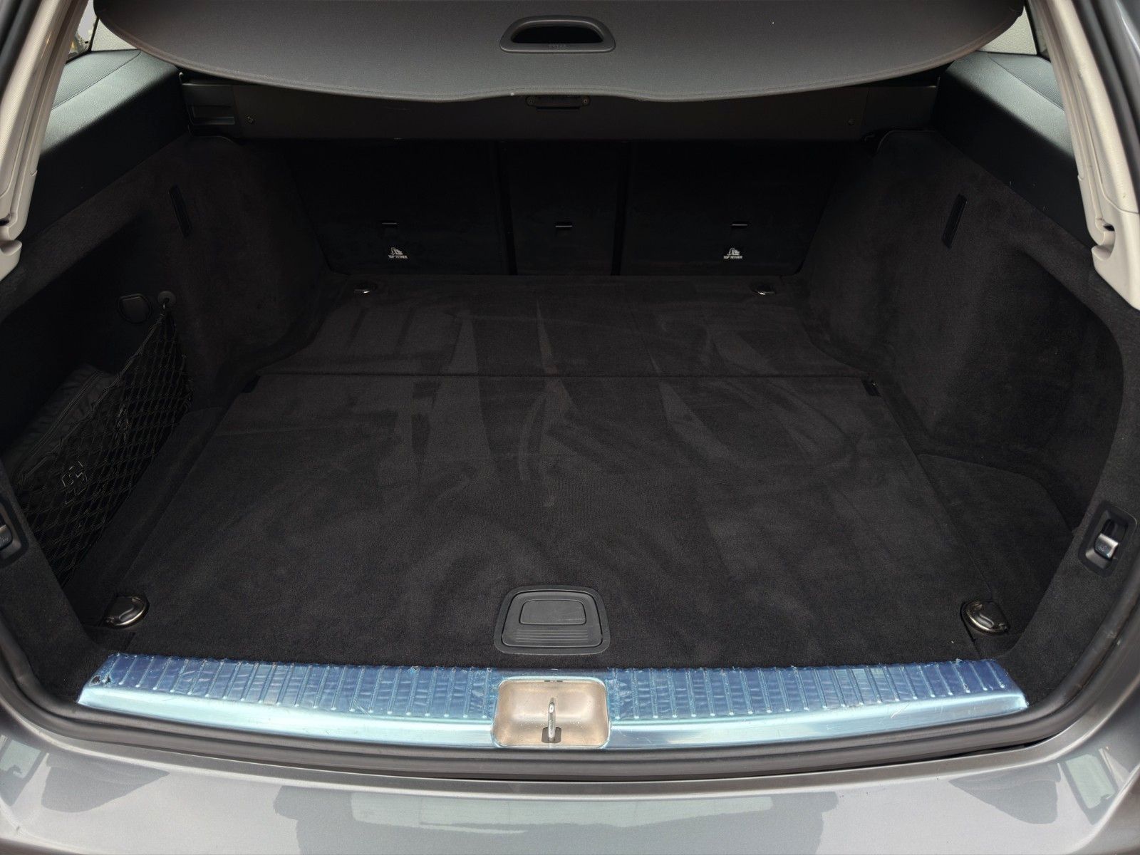 Fahrzeugabbildung Mercedes-Benz C180 T Avantgarde *Apple CarPlay*Rückfahrkamera*