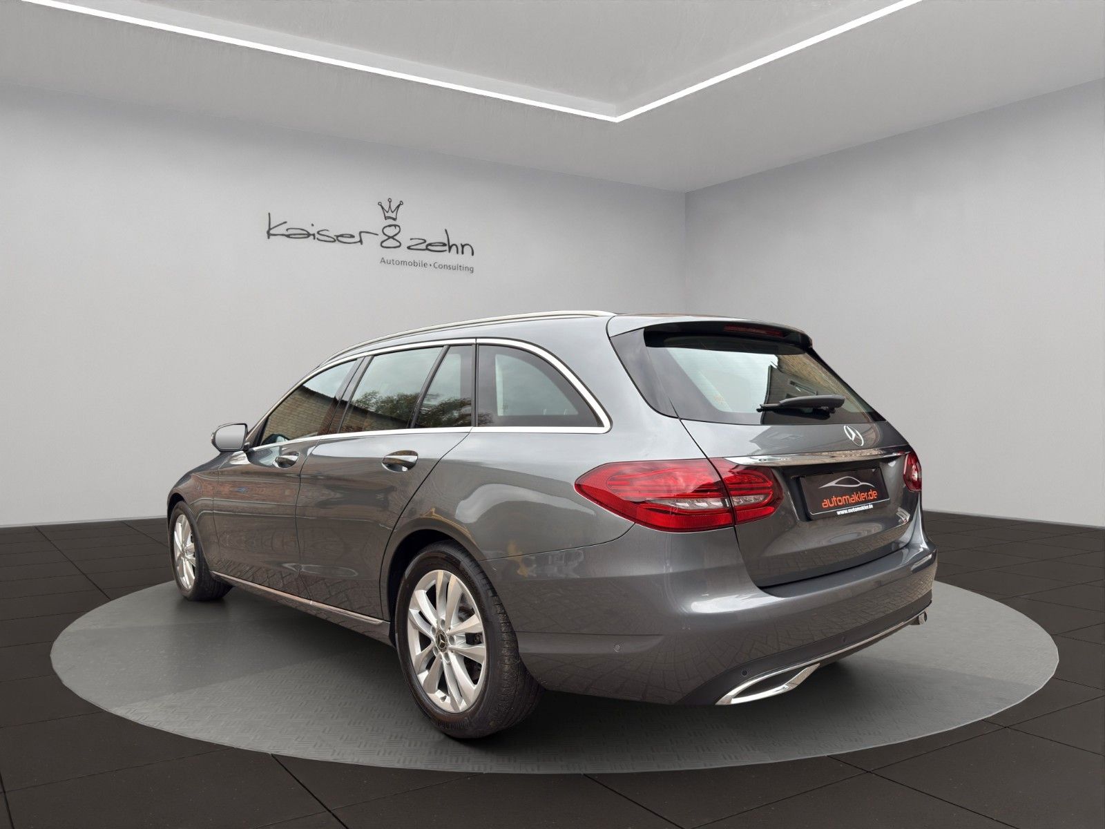 Fahrzeugabbildung Mercedes-Benz C180 T Avantgarde *Apple CarPlay*Rückfahrkamera*