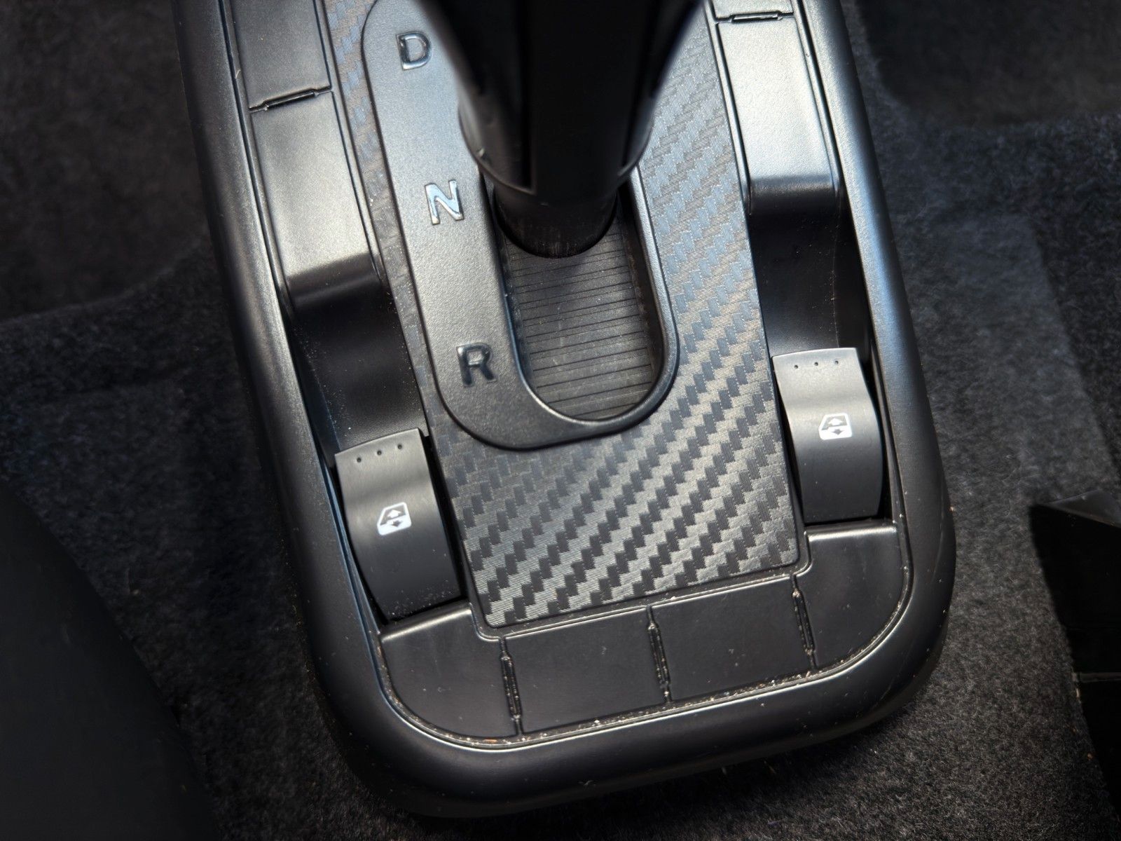 Fahrzeugabbildung Ligier MyLi D R.EBEL E5 *Servo* *CarPlay*