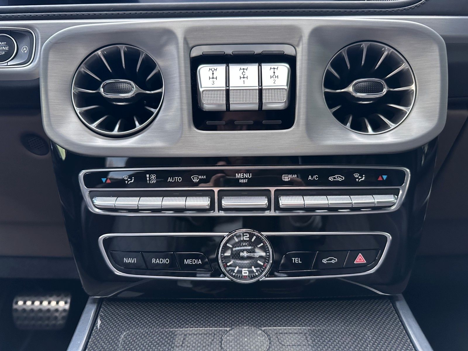 Fahrzeugabbildung Mercedes-Benz G63 AMG *Burmester*Junge Sterne 11/2026*