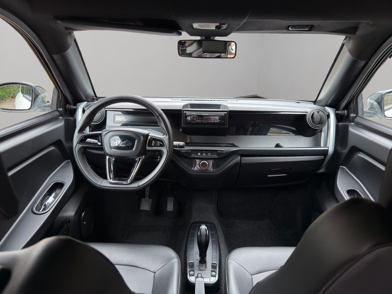 Fahrzeugabbildung Ligier MyLi D I.DEAL E5 *Bluetooth*