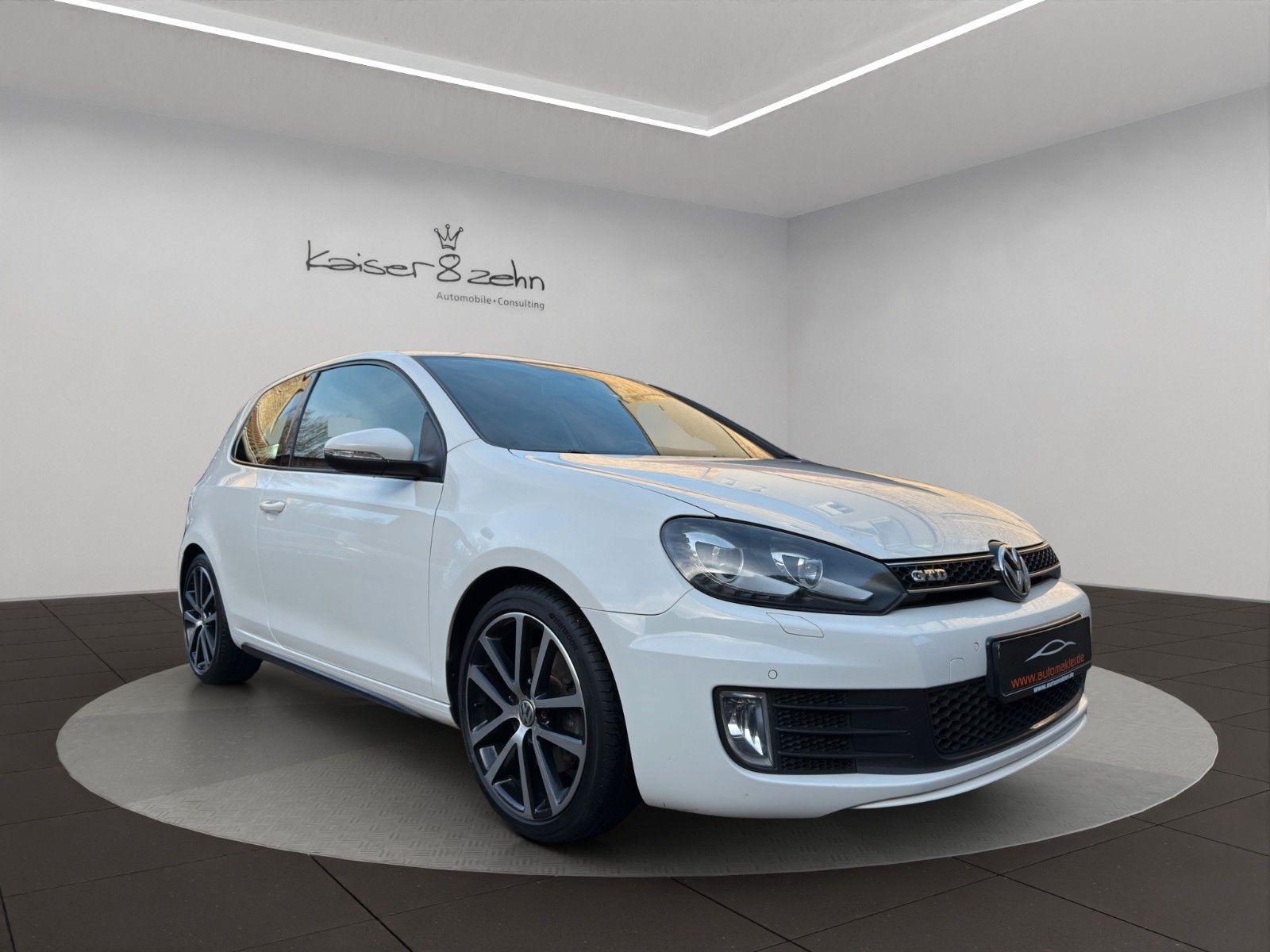 Fahrzeugabbildung Volkswagen Golf VI GTD 2.0 TDI *1. Hand*PDC*
