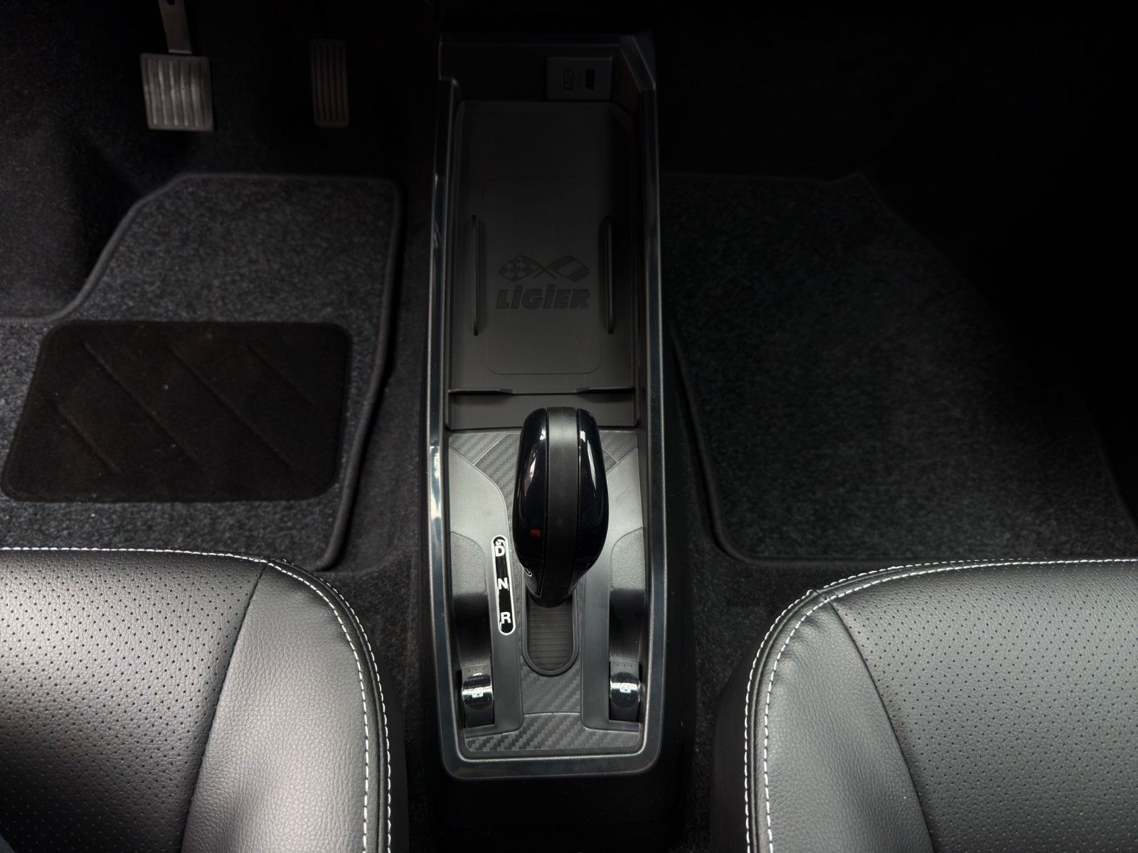 Fahrzeugabbildung Ligier JS 50 D Elite E5+ *CarPlay* Rückfahrkamera*