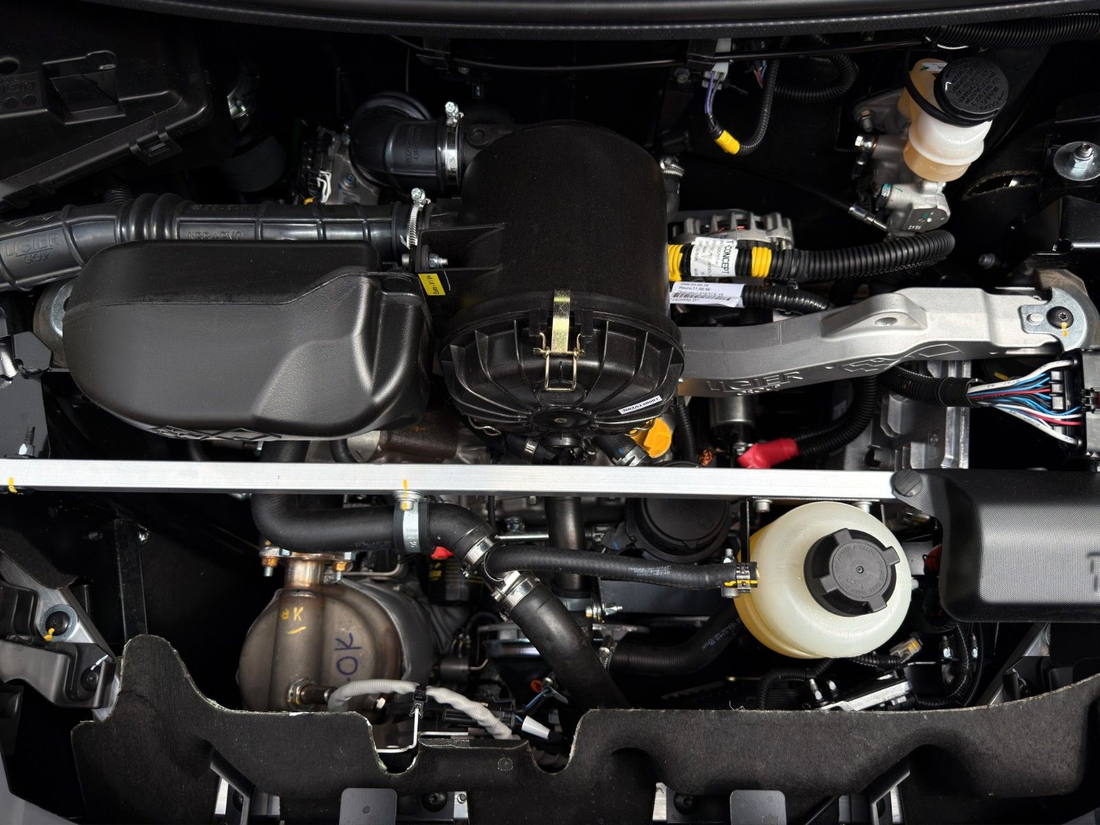 Fahrzeugabbildung Ligier JS 50 D Elite E5+ *CarPlay* Rückfahrkamera*