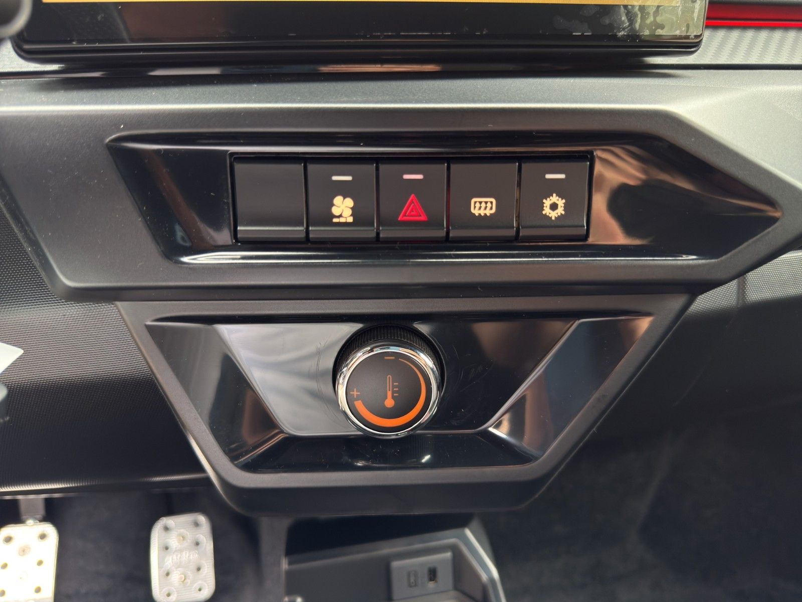 Fahrzeugabbildung Ligier JS 50 D Sport Ultimate E5+*Klima*Rückfahrkamera*