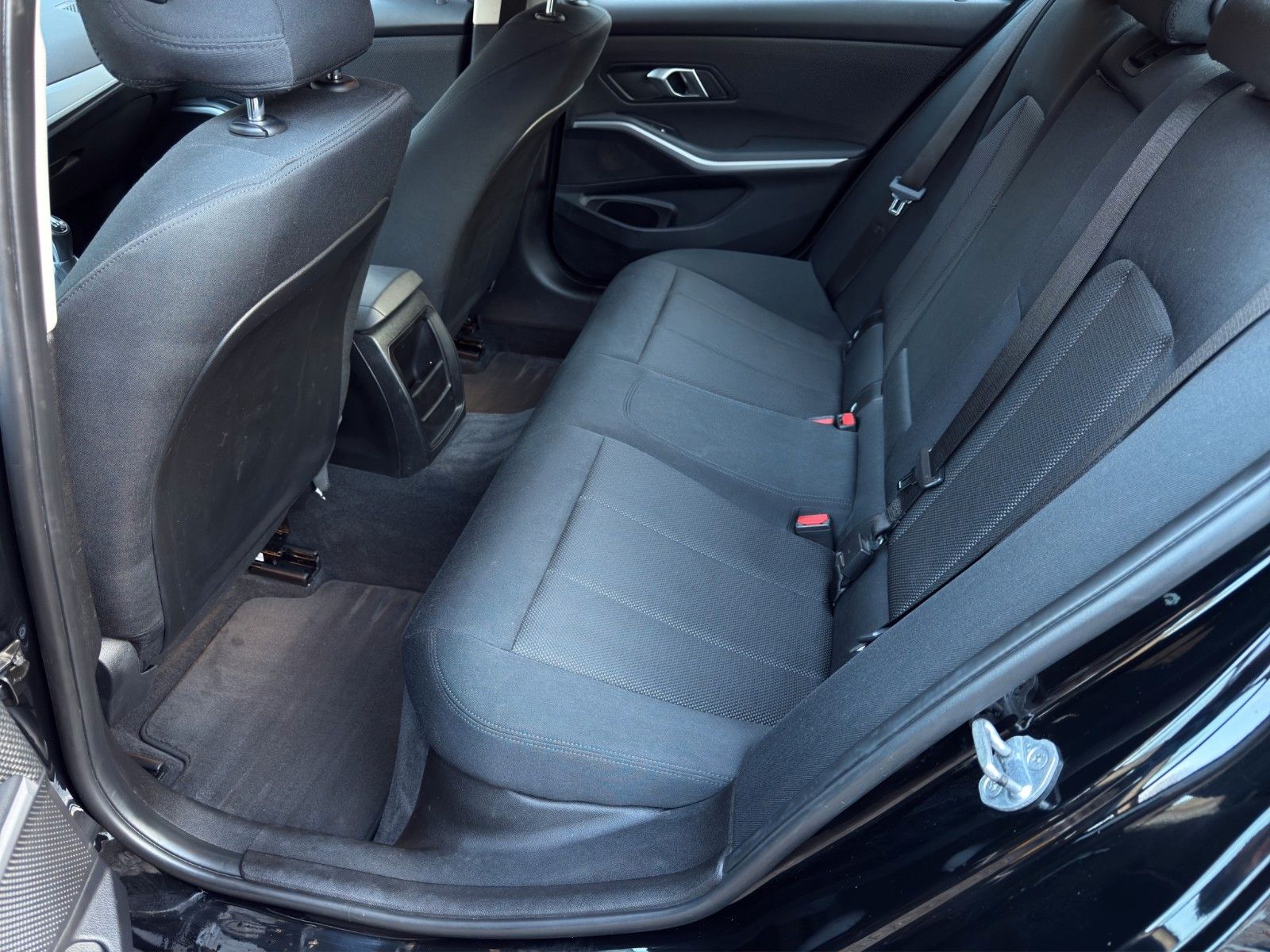 Fahrzeugabbildung BMW 318d *1. Hand*Business-Paket*PDC*