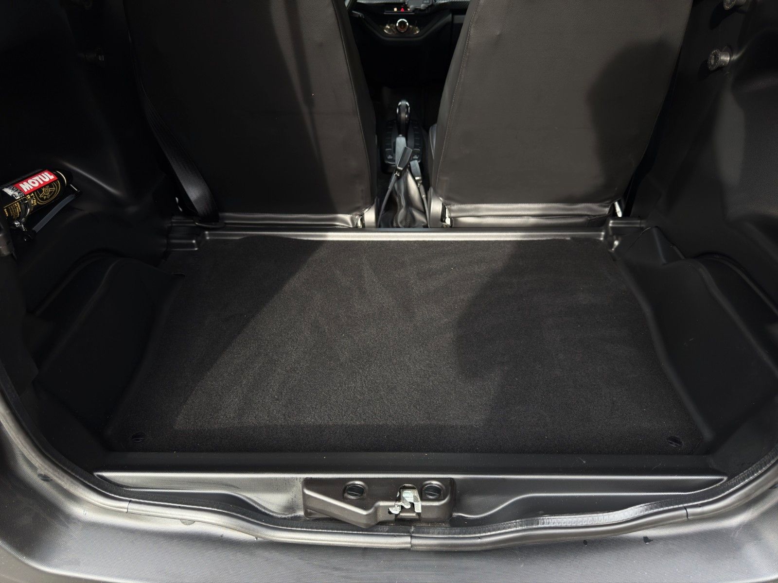 Fahrzeugabbildung Ligier MyLi D R.EBEL E5 *Servo* *CarPlay*