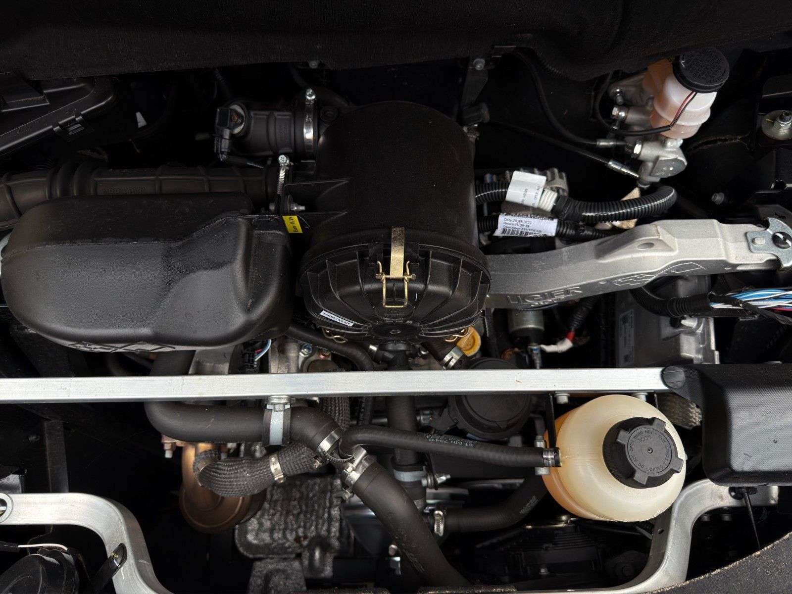 Fahrzeugabbildung Ligier MyLi D R.EBEL E5 *Servo* *CarPlay*