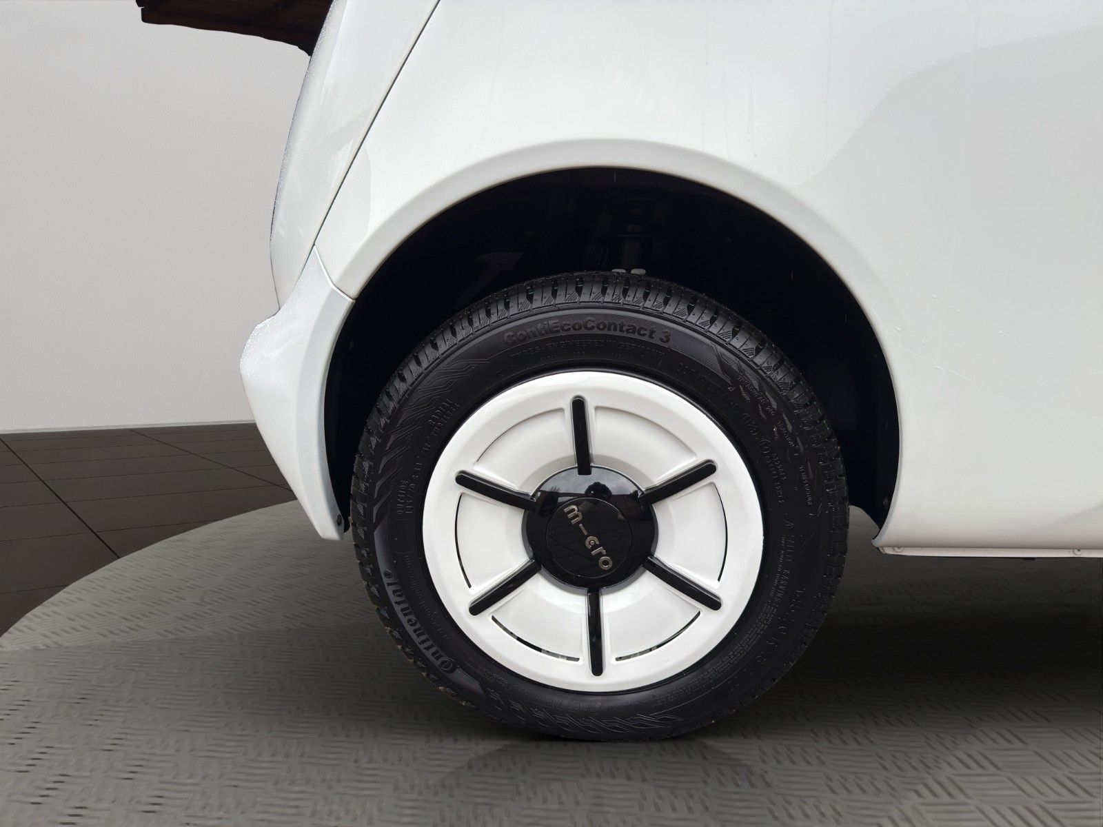 Fahrzeugabbildung Microlino Santorini White *L7*MJ 2024*Faltdach*