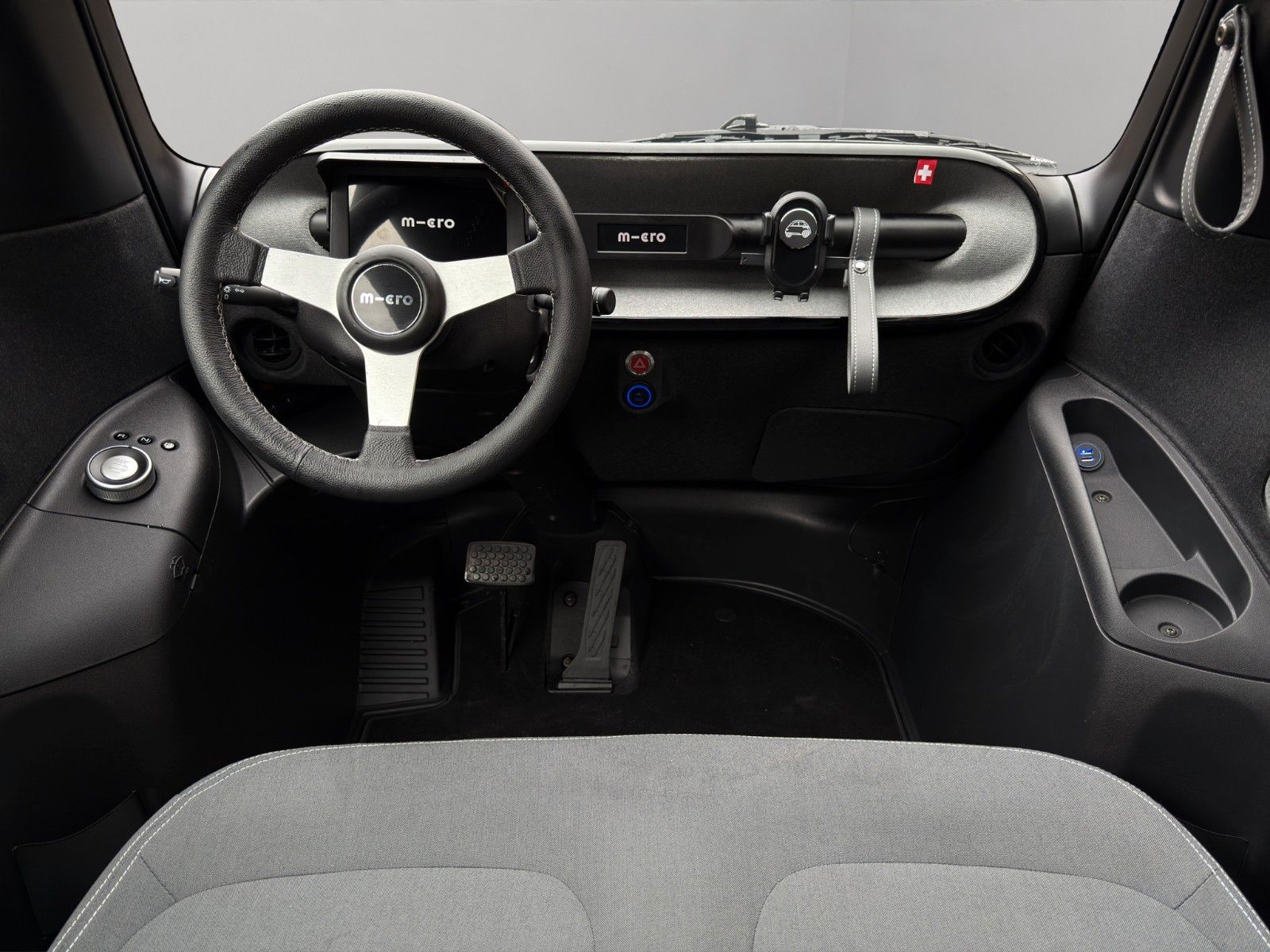 Fahrzeugabbildung Microlino Milano Red *L7*MJ 2024*Faltdach*