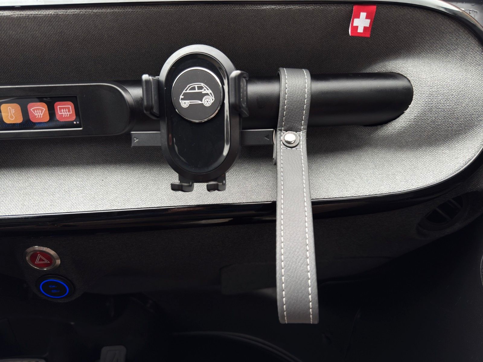 Fahrzeugabbildung Microlino Milano Red *L7*MJ 2024*Faltdach*