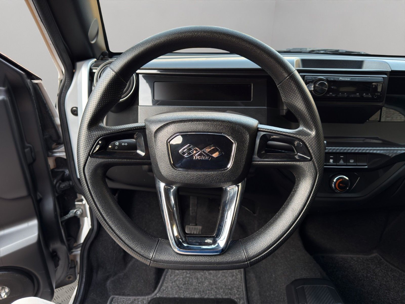 Fahrzeugabbildung Ligier MyLi D I.DEAL E5+ *MJ2025*