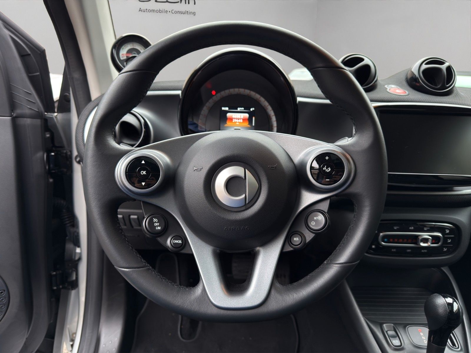 Fahrzeugabbildung Smart ForTwo 453 Coupé EQ Passion *premium Paket*