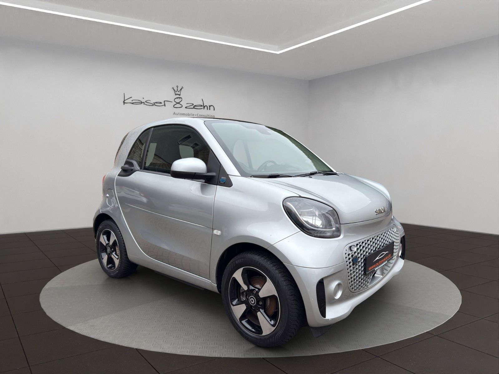 Fahrzeugabbildung Smart ForTwo 453 Coupé EQ Passion *premium Paket*