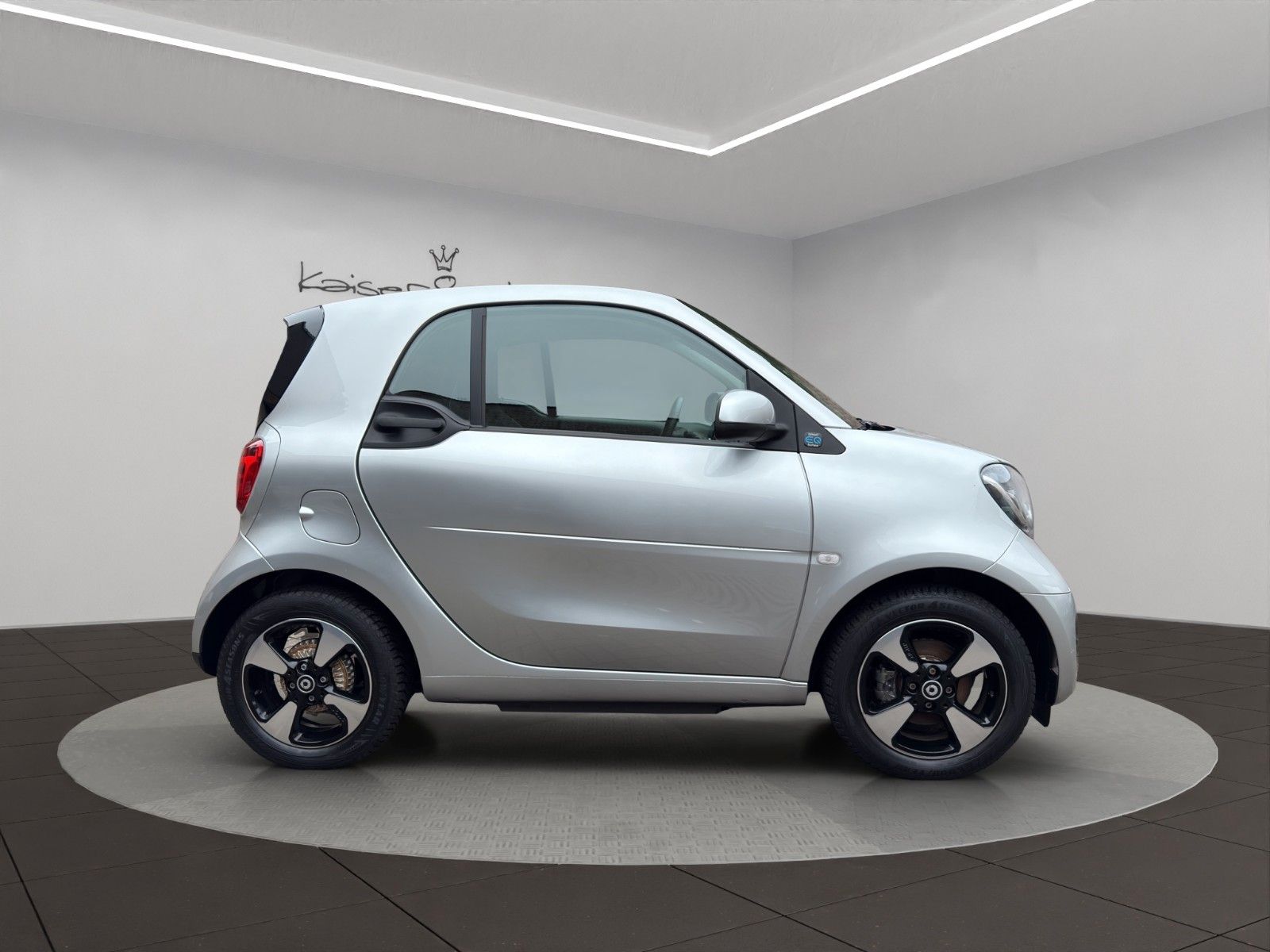 Fahrzeugabbildung Smart ForTwo 453 Coupé EQ Passion *premium Paket*