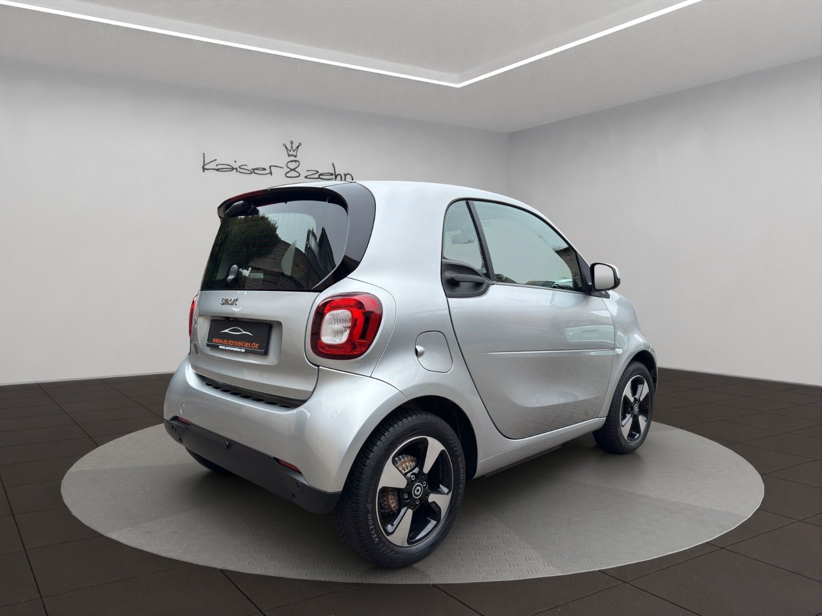 Fahrzeugabbildung Smart ForTwo 453 Coupé EQ Passion *premium Paket*