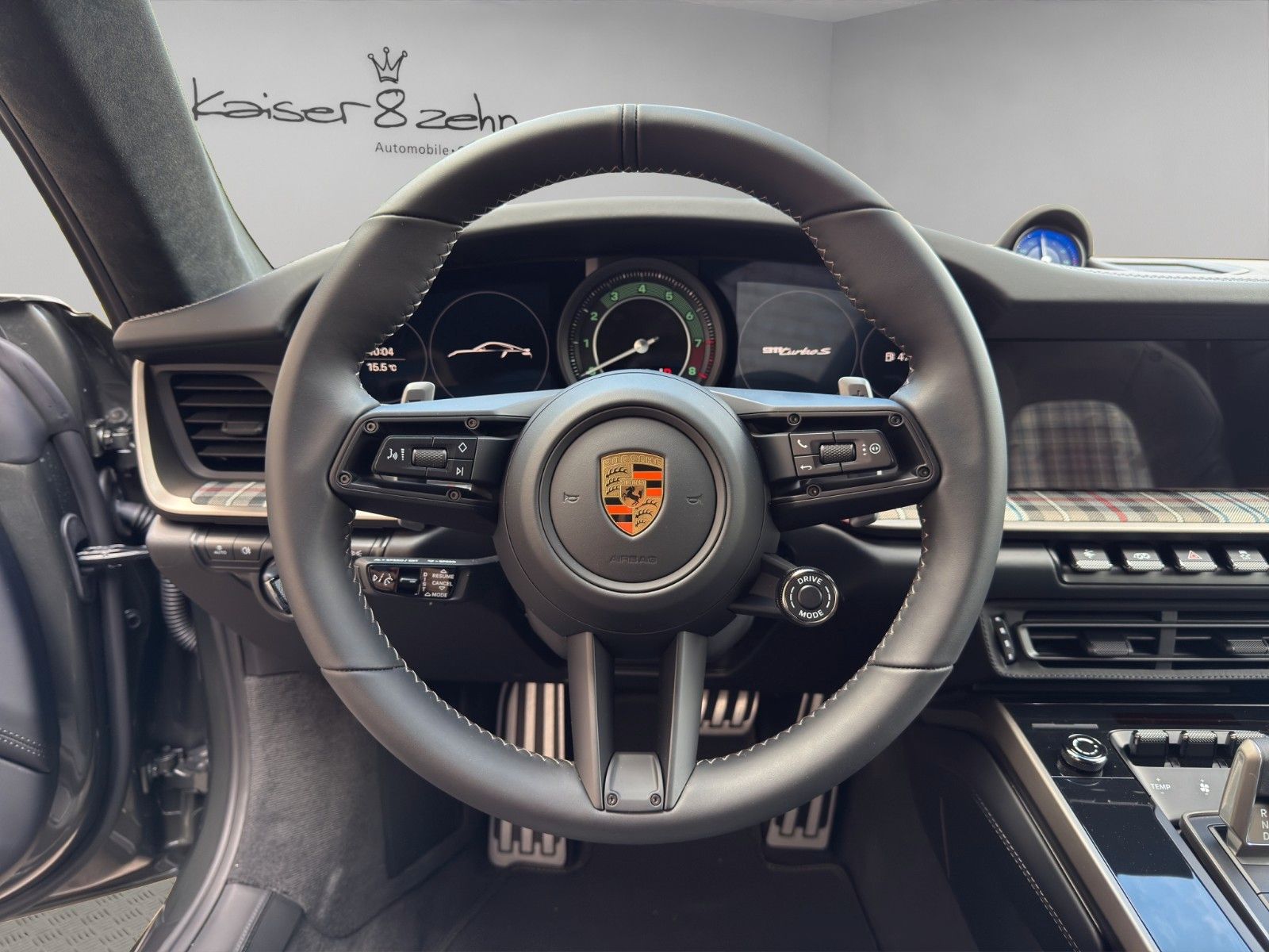 Fahrzeugabbildung Porsche 911 992.1 Turbo S 50 Jahre *1. Hand*1of1974*