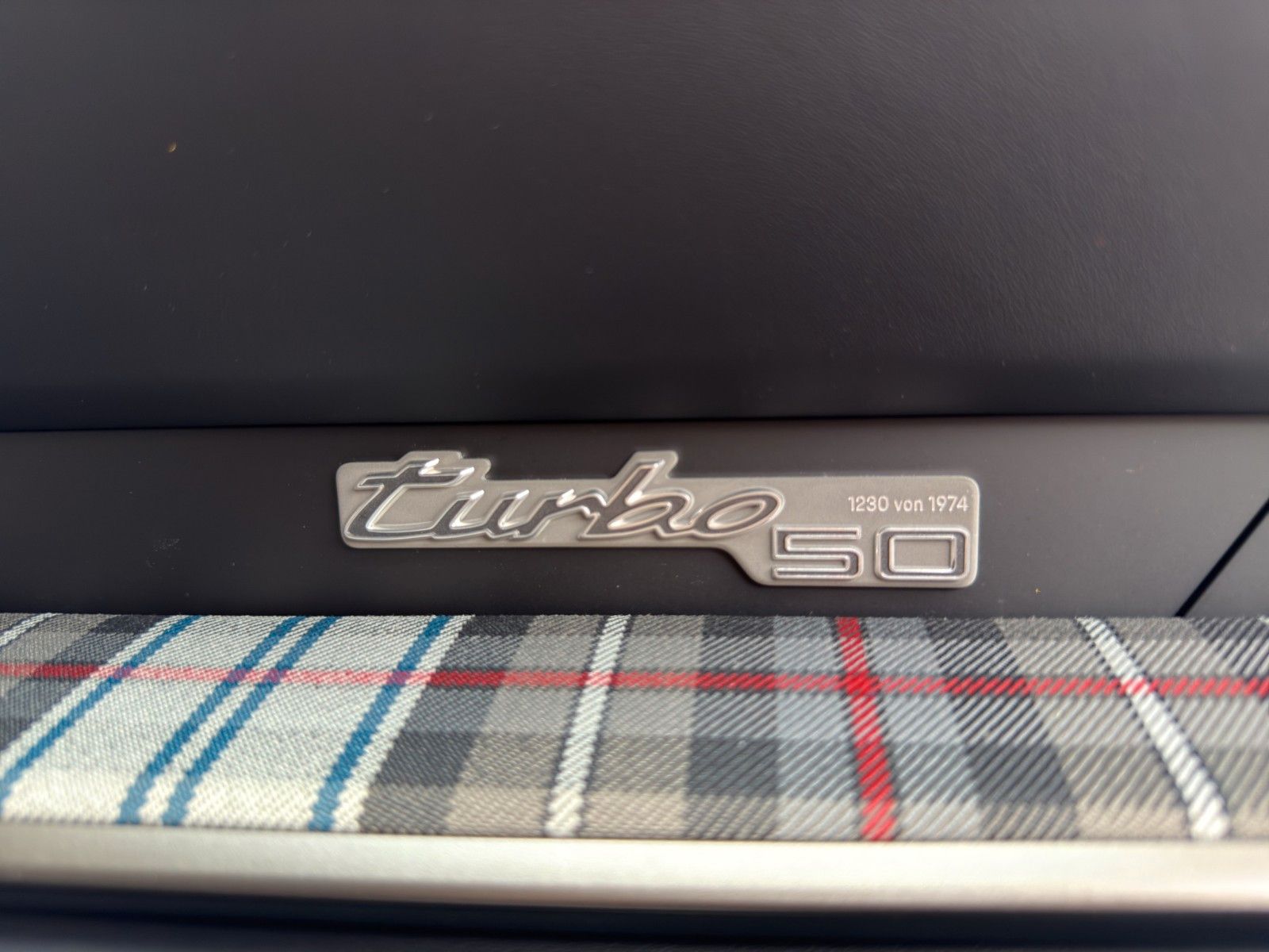 Fahrzeugabbildung Porsche 911 992.1 Turbo S 50 Jahre *1. Hand*1of1974*