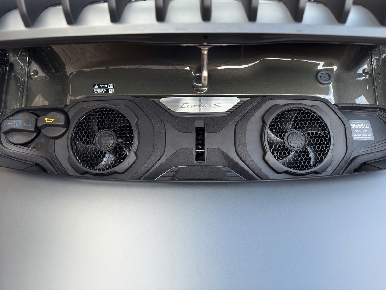 Fahrzeugabbildung Porsche 911 992.1 Turbo S 50 Jahre *1. Hand*1of1974*