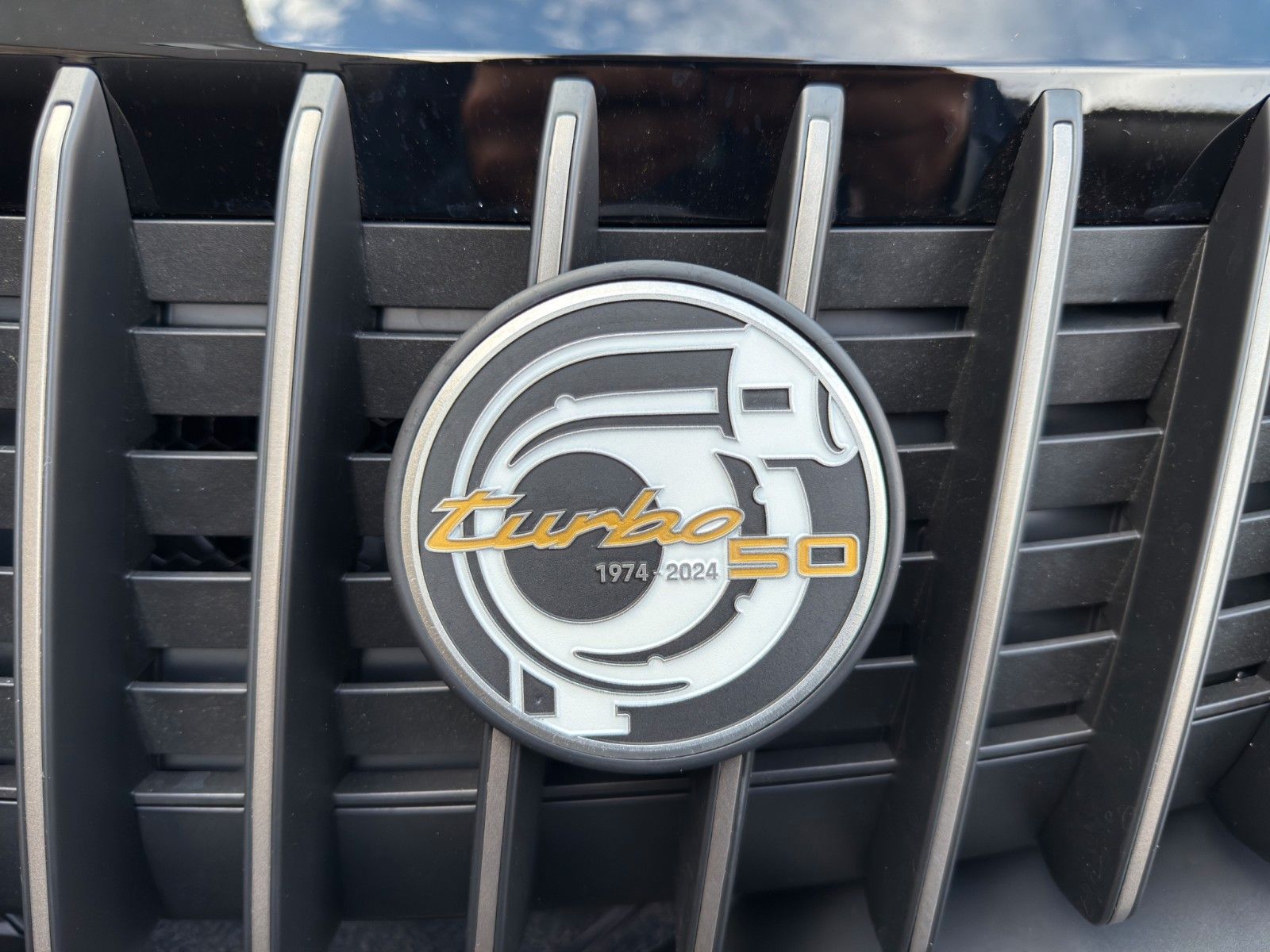 Fahrzeugabbildung Porsche 911 992.1 Turbo S 50 Jahre *1. Hand*1of1974*