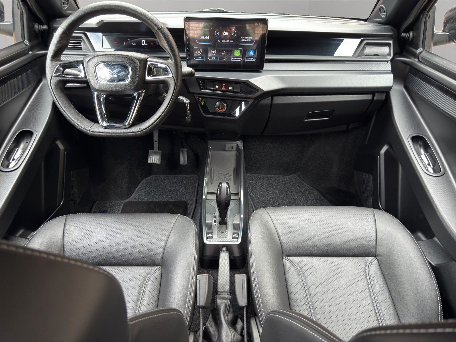 Fahrzeugabbildung Ligier JS 50 D Elite E5+ *CarPlay* *Rückfahrkamera*