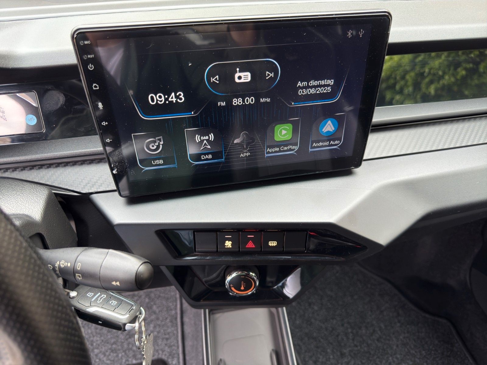 Fahrzeugabbildung Ligier JS 50 D Elite E5+ *CarPlay* *Rückfahrkamera*