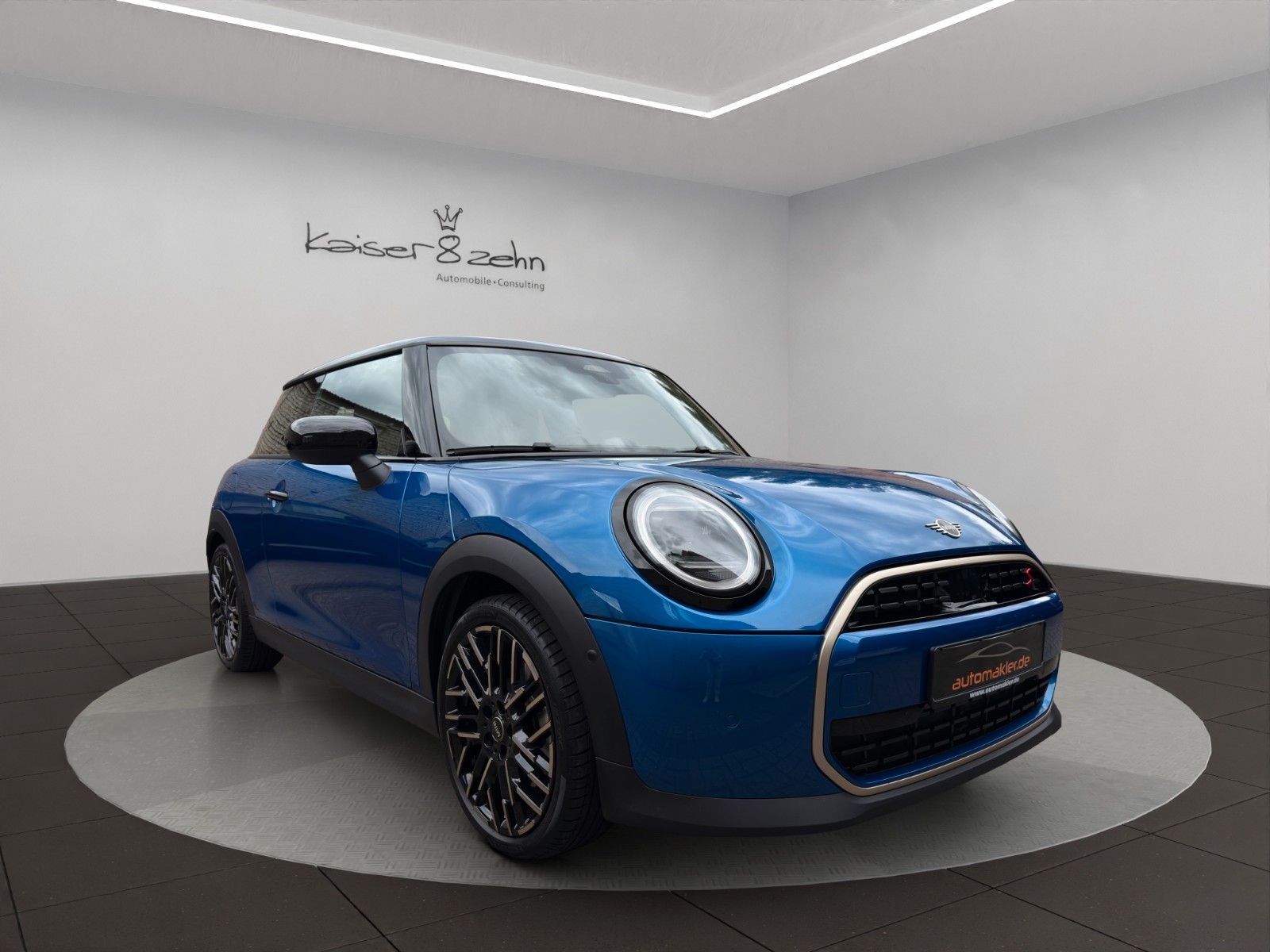 Fahrzeugabbildung MINI Cooper S Favoured Trim *1.Hand*Multitone Roof*