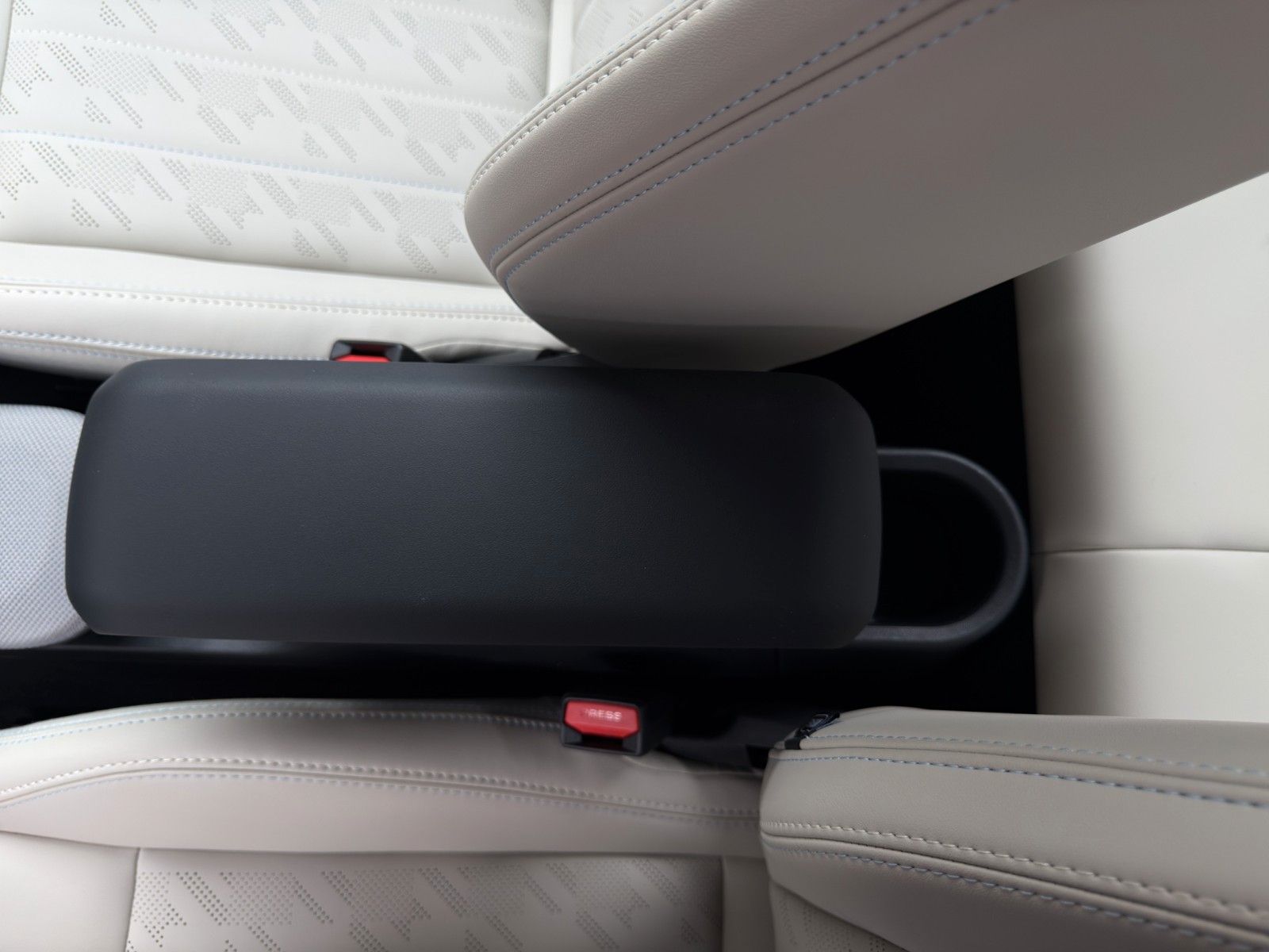 Fahrzeugabbildung MINI Cooper S Favoured Trim *1.Hand*Multitone Roof*