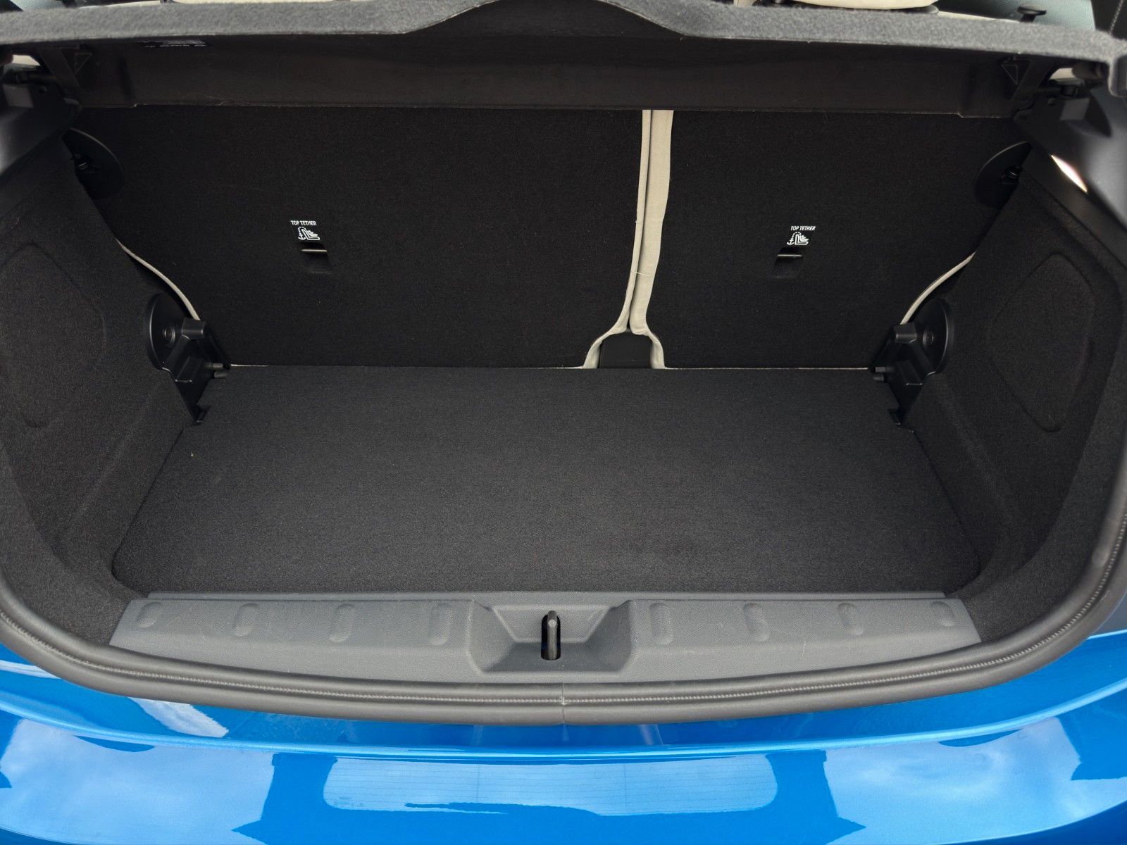 Fahrzeugabbildung MINI Cooper S Favoured Trim *1.Hand*Multitone Roof*