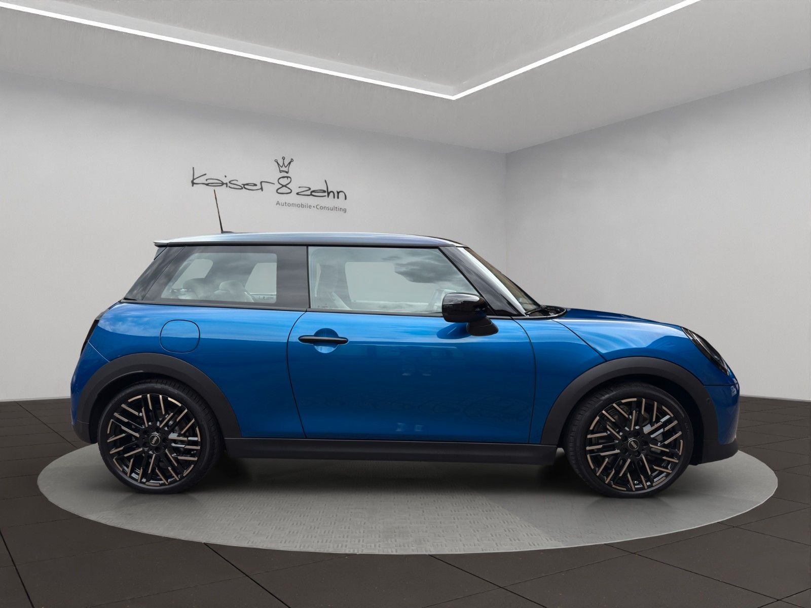 Fahrzeugabbildung MINI Cooper S Favoured Trim *1.Hand*Multitone Roof*