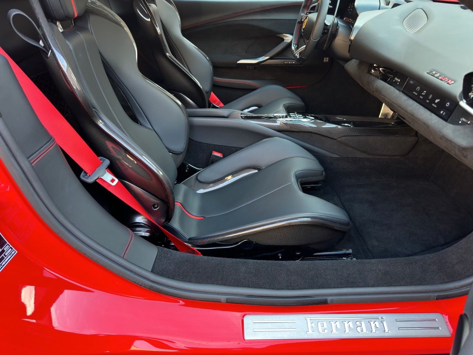 Fahrzeugabbildung Ferrari 296 GTB *Lift* *Racing Sitze*