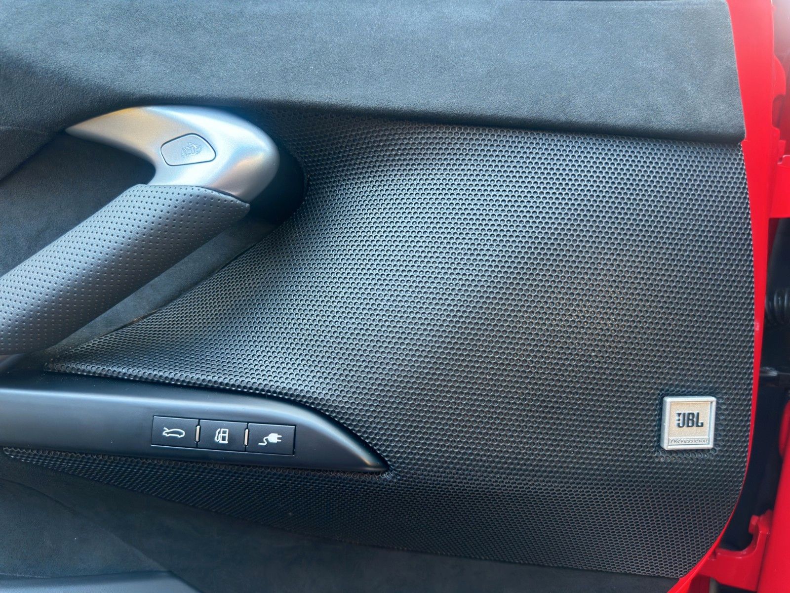 Fahrzeugabbildung Ferrari 296 GTB *Lift* *Racing Sitze*