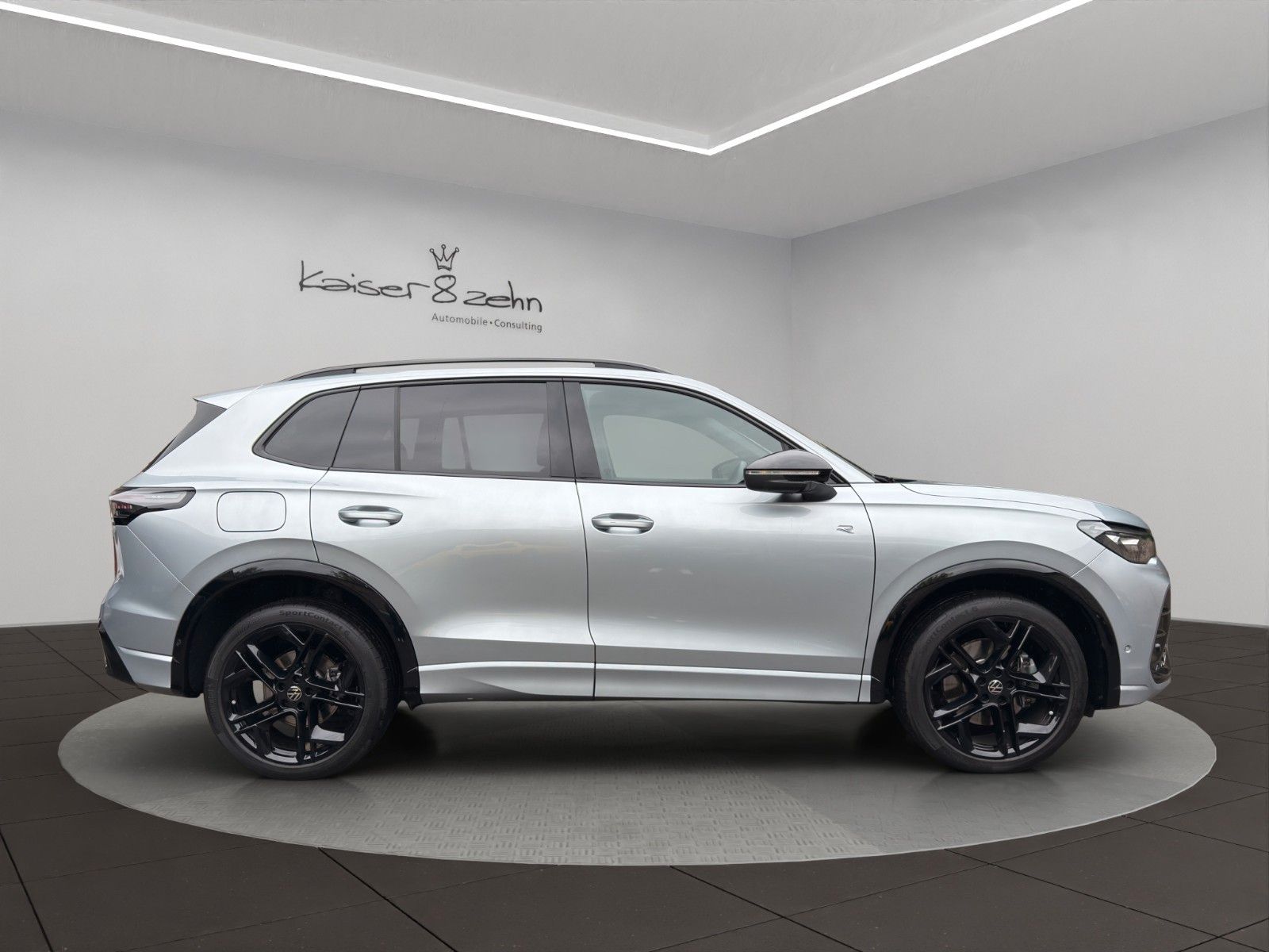 Fahrzeugabbildung Volkswagen Tiguan 2.0 TSI OPF 4MOTION DSG R-Line