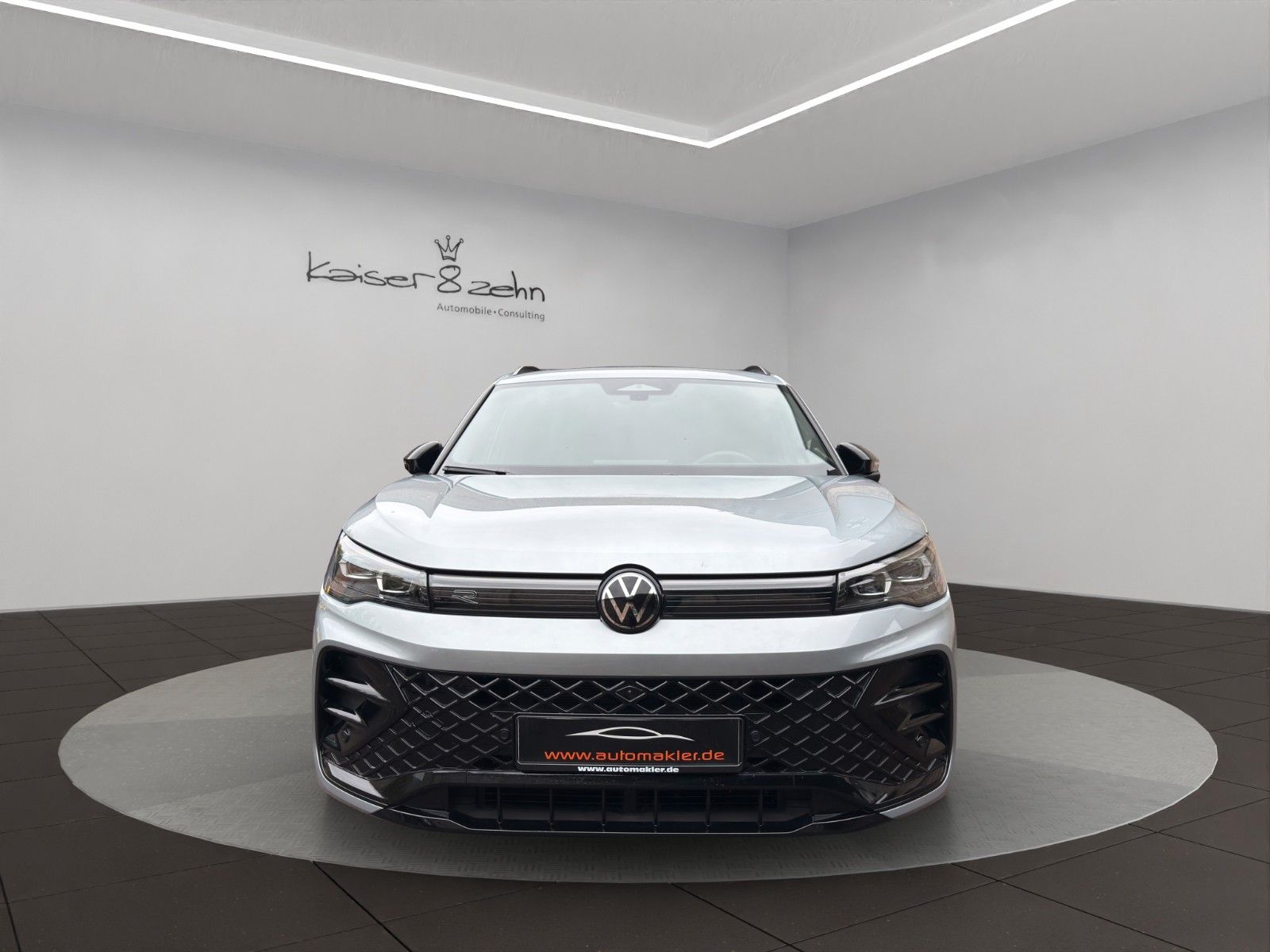 Fahrzeugabbildung Volkswagen Tiguan 2.0 TSI OPF 4MOTION DSG R-Line