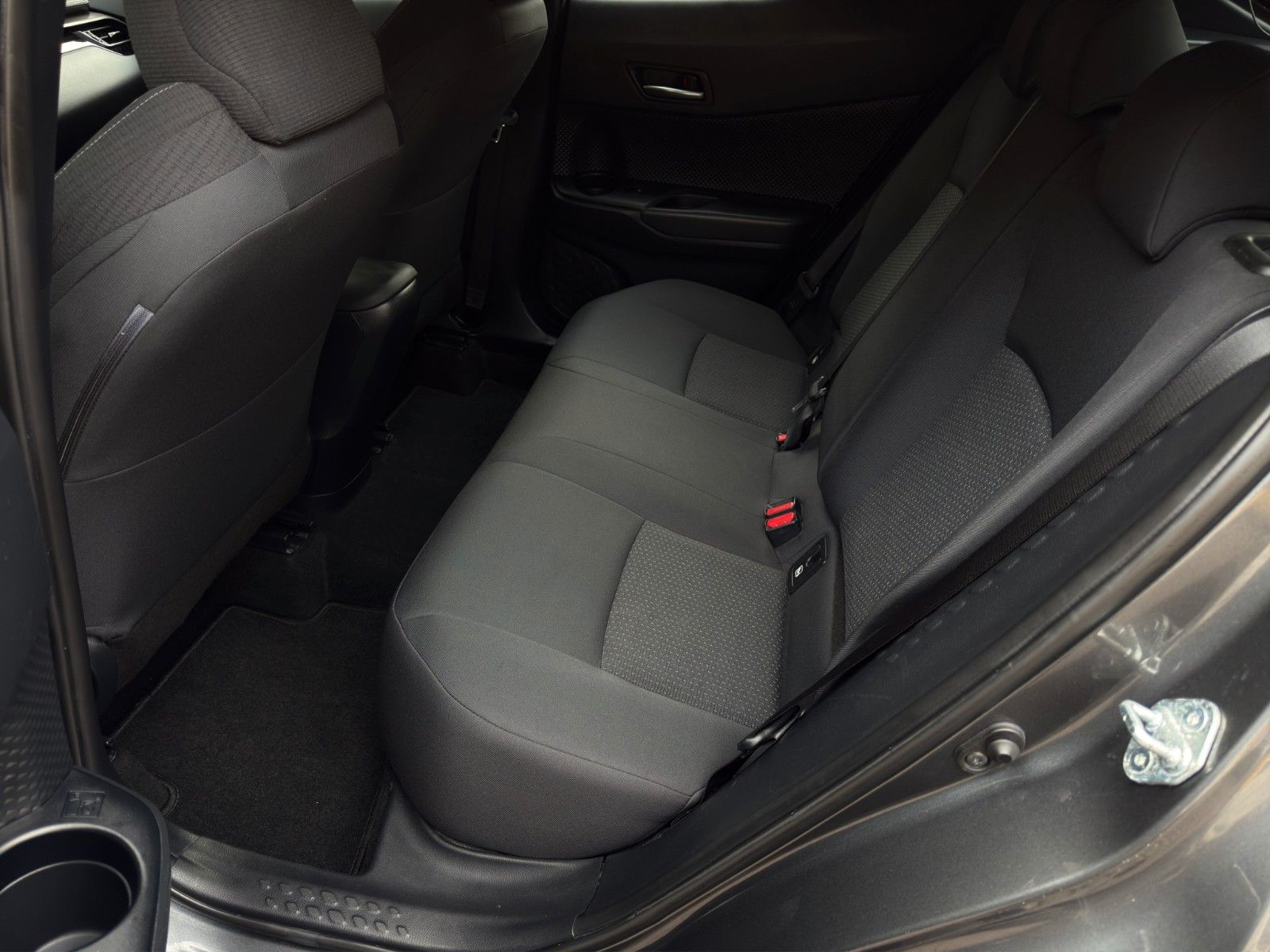 Fahrzeugabbildung Toyota C-HR 1.2 Turbo *1. Hand*Bluetooth*