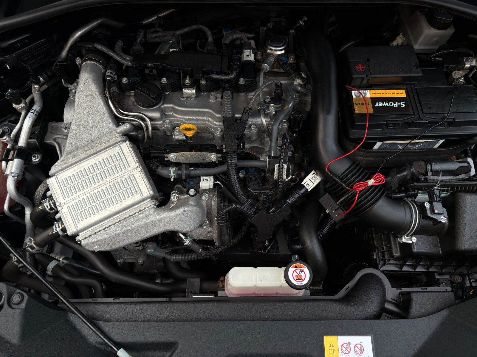 Fahrzeugabbildung Toyota C-HR 1.2 Turbo *1. Hand*Bluetooth*